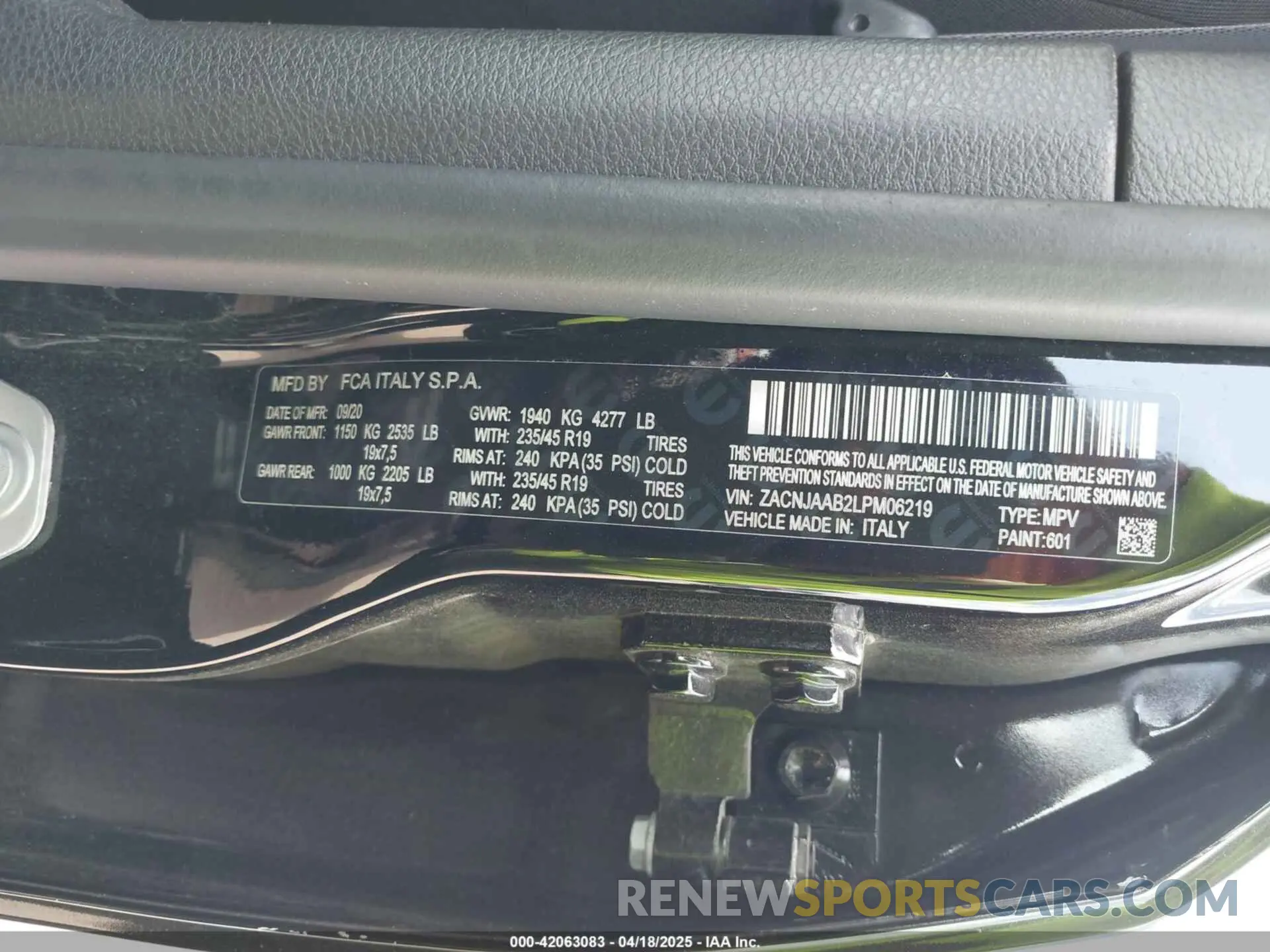 9 fotografías del automóvil dañado ZACNJAAB2LPM06219 JEEP RENEGADE 2020