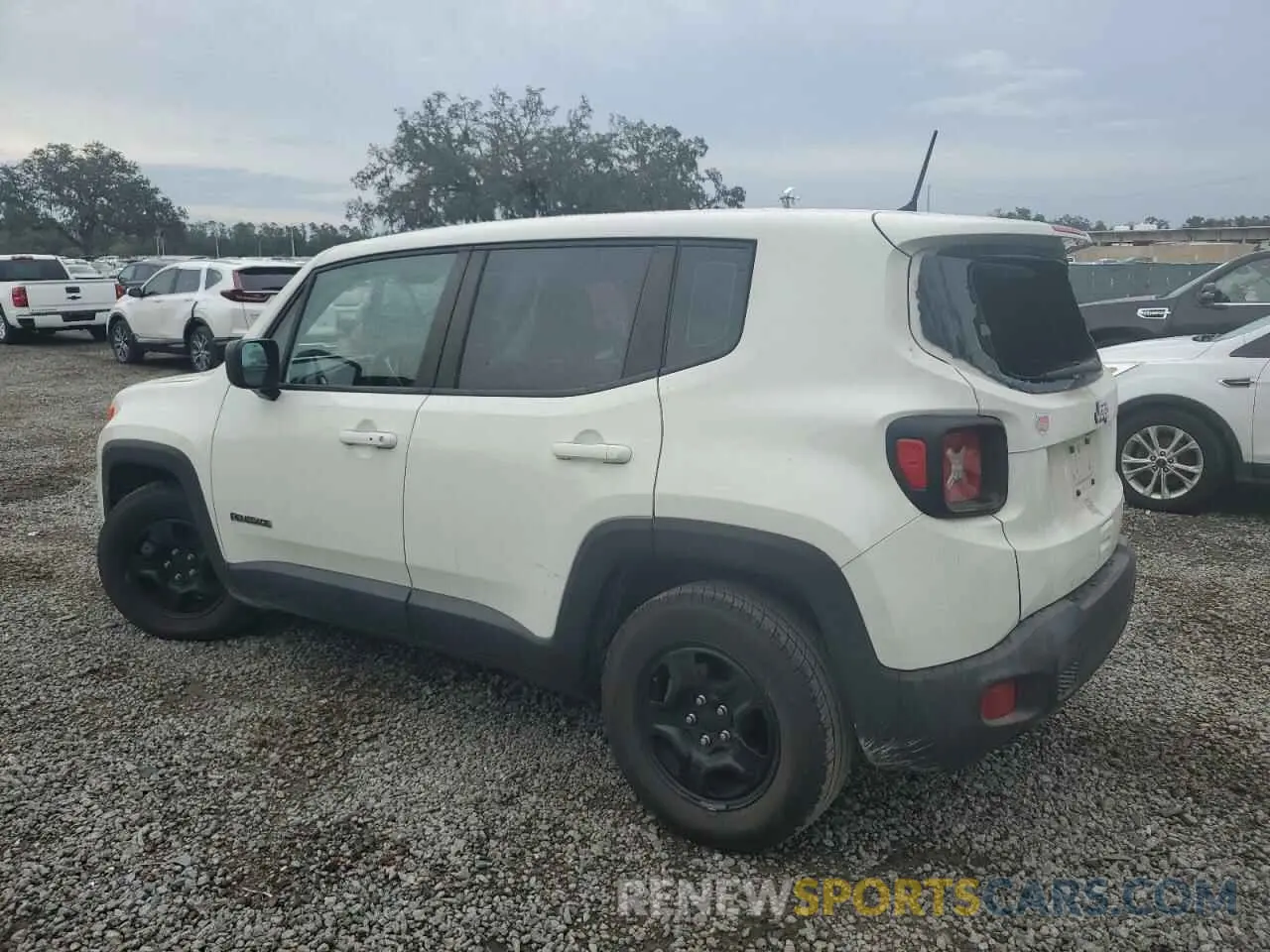 2 fotografías del automóvil dañado ZACNJAAB3LPL00927 JEEP RENEGADE 2020