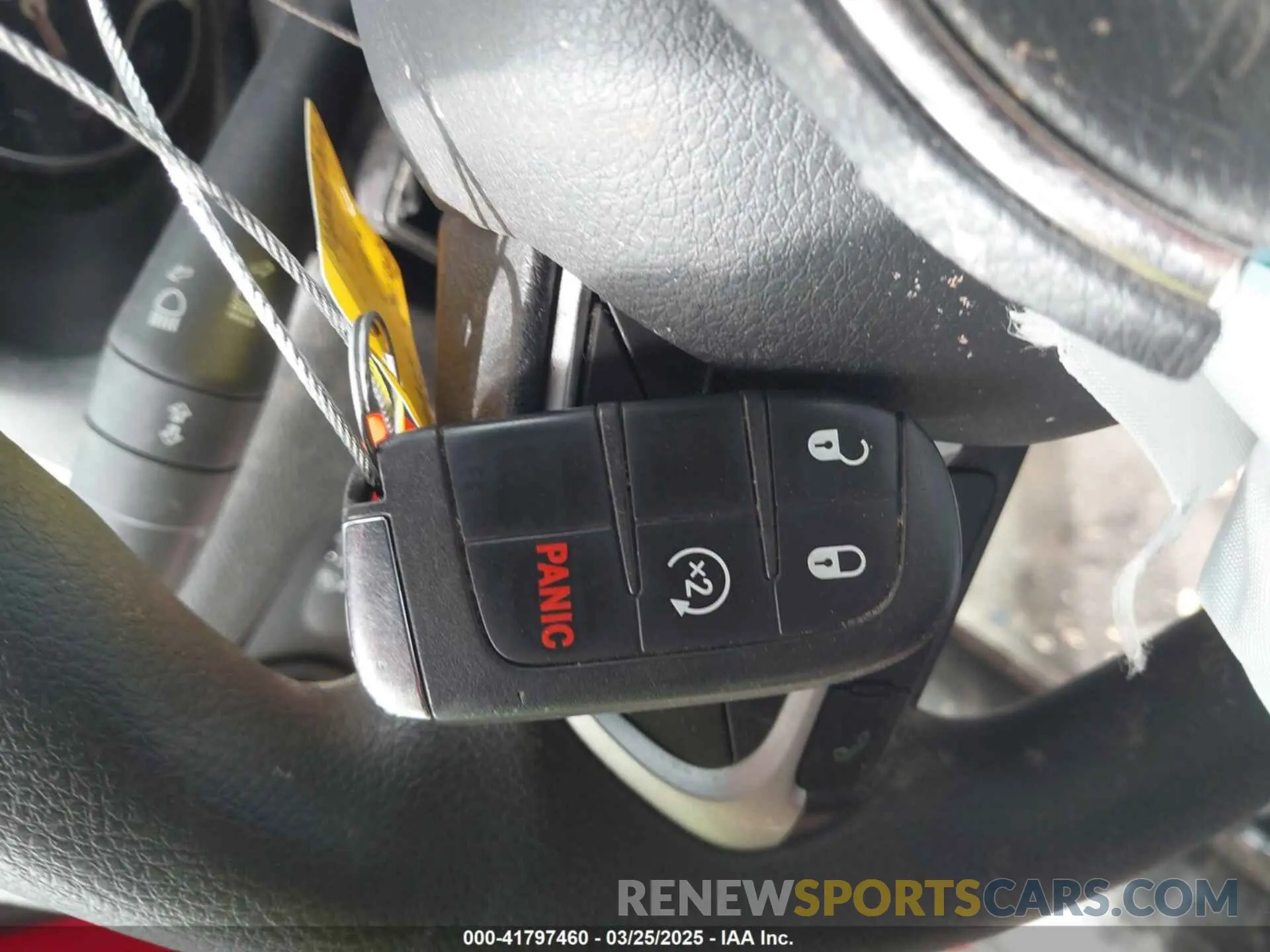 11 fotografías del automóvil dañado ZACNJAAB4LPM06853 JEEP RENEGADE 2020