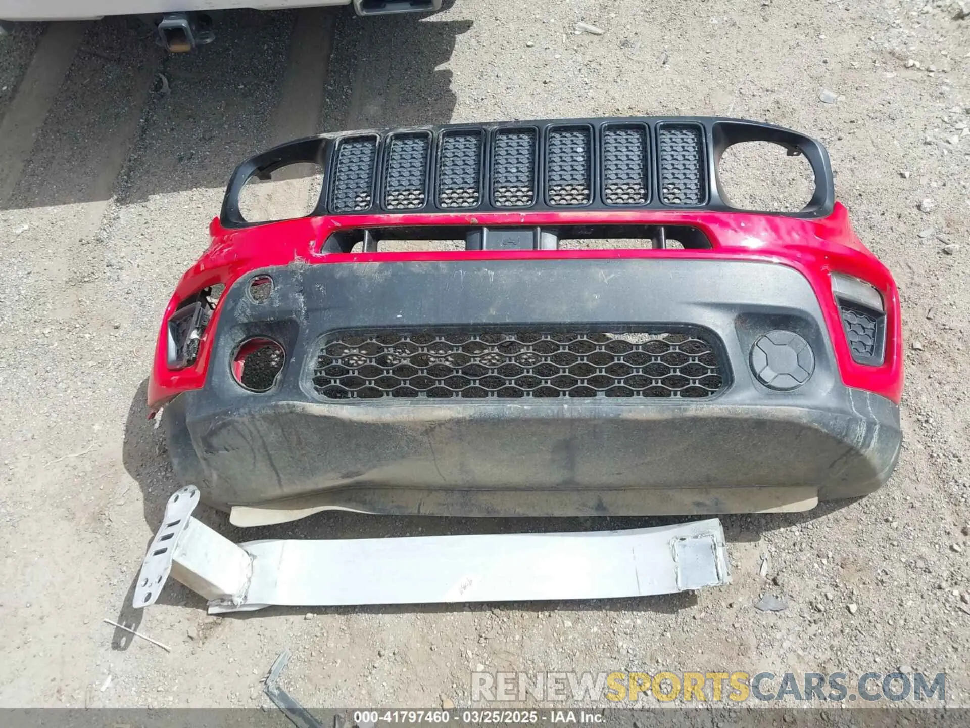 12 fotografías del automóvil dañado ZACNJAAB4LPM06853 JEEP RENEGADE 2020