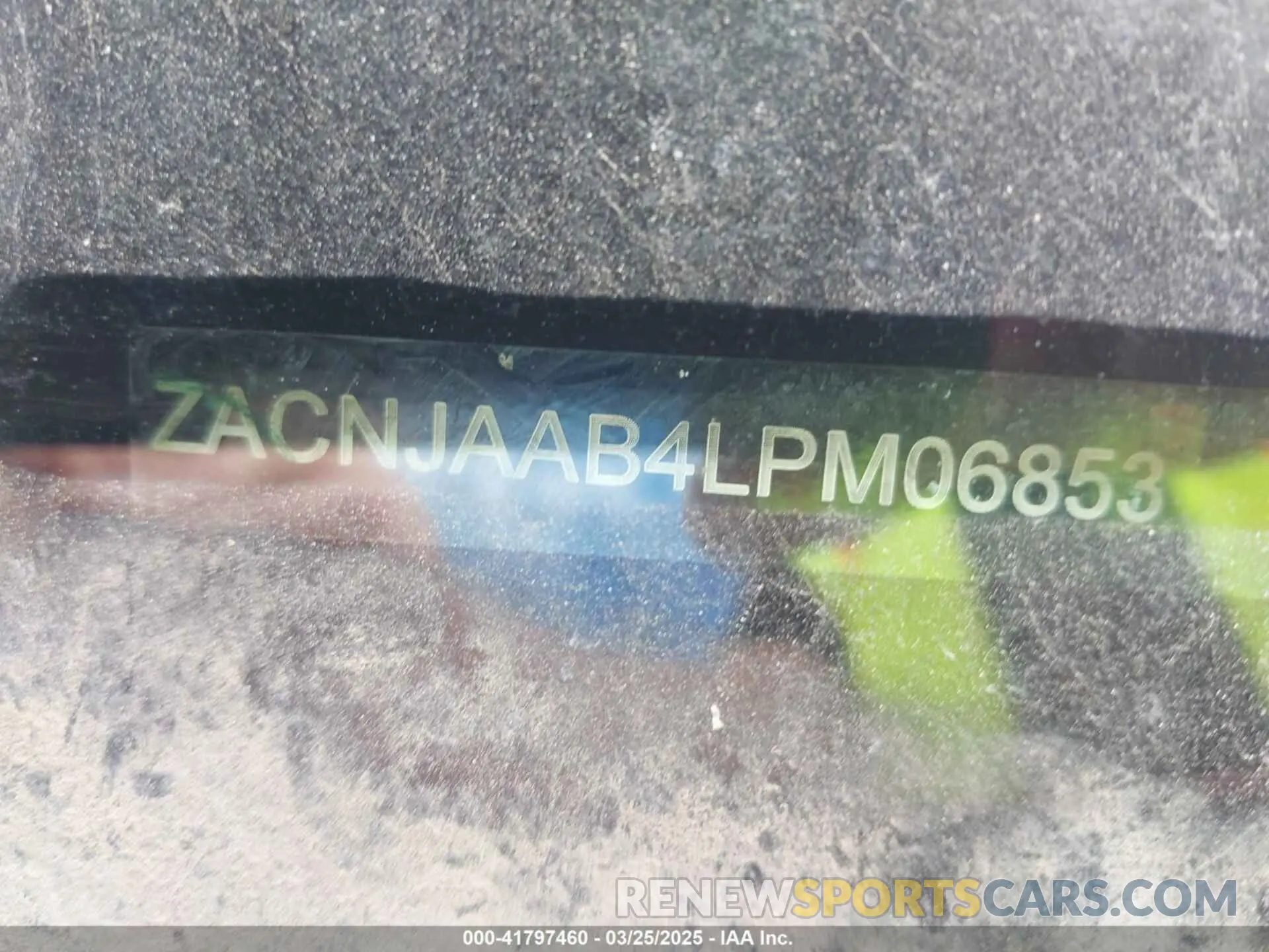 9 fotografías del automóvil dañado ZACNJAAB4LPM06853 JEEP RENEGADE 2020