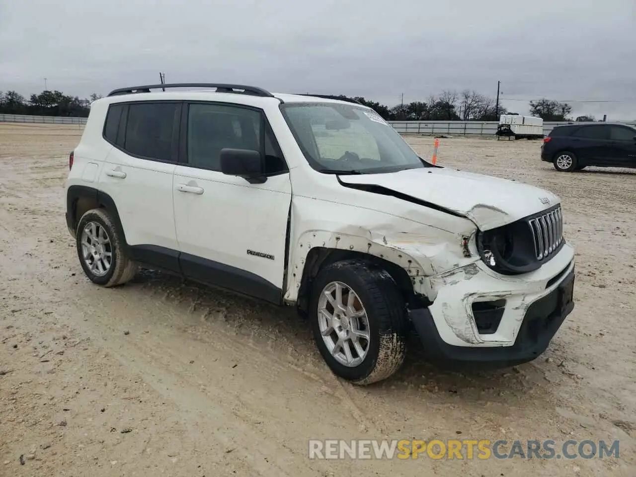 4 fotografías del automóvil dañado ZACNJAAB7LPK95117 JEEP RENEGADE 2020