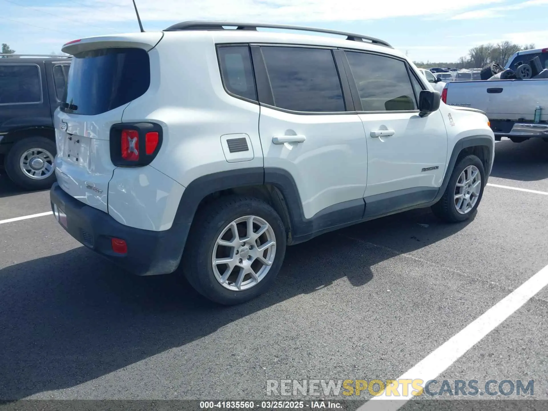 4 fotografías del automóvil dañado ZACNJAAB8LPK96809 JEEP RENEGADE 2020