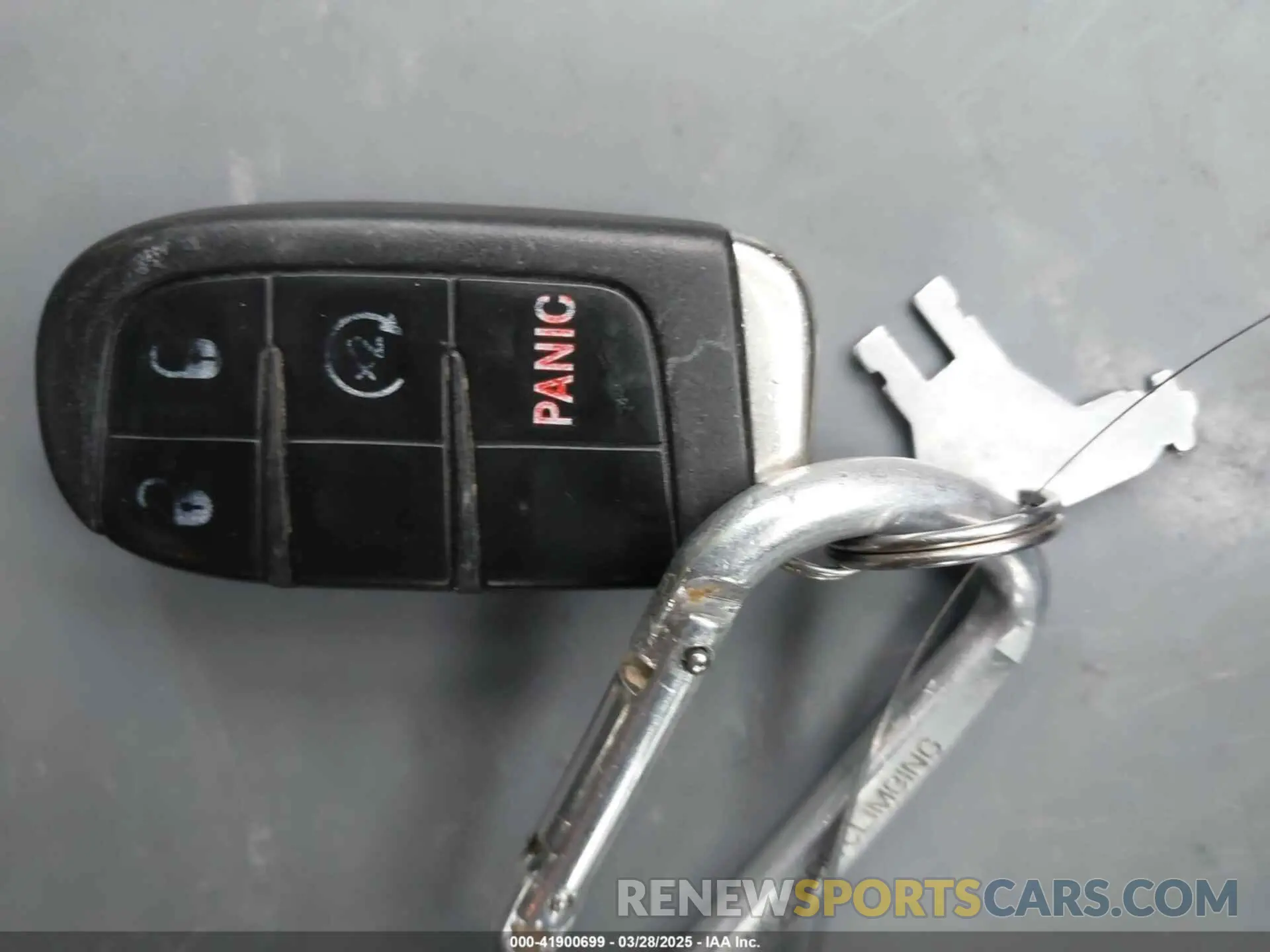11 fotografías del automóvil dañado ZACNJAABXLPL52877 JEEP RENEGADE 2020