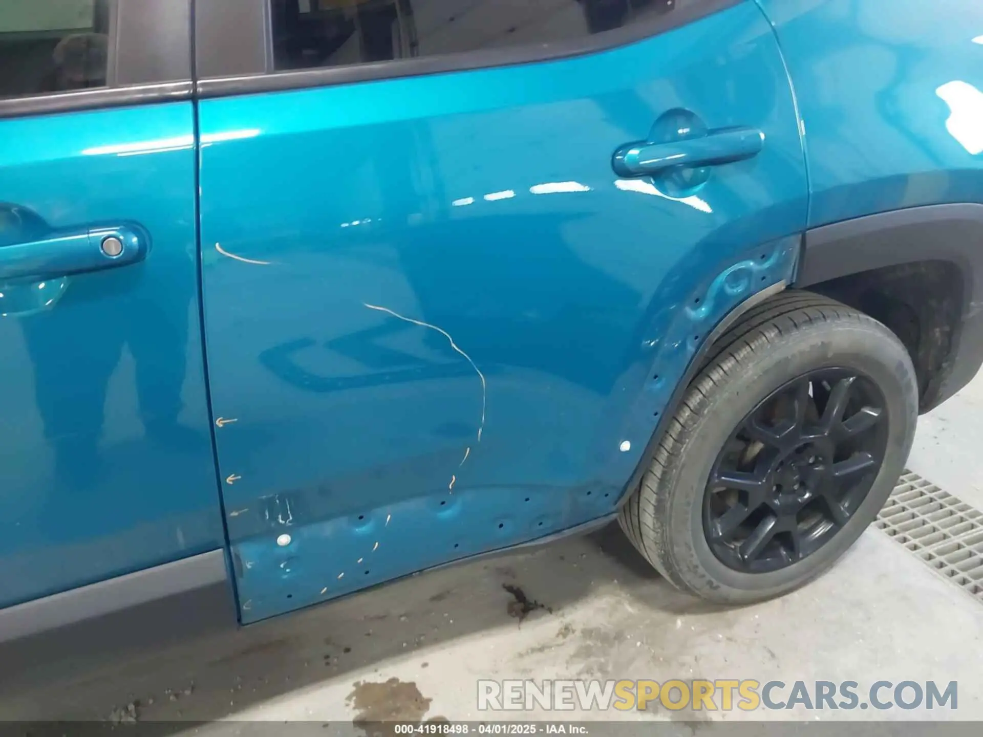 18 fotografías del automóvil dañado ZACNJABB0LPL09308 JEEP RENEGADE 2020