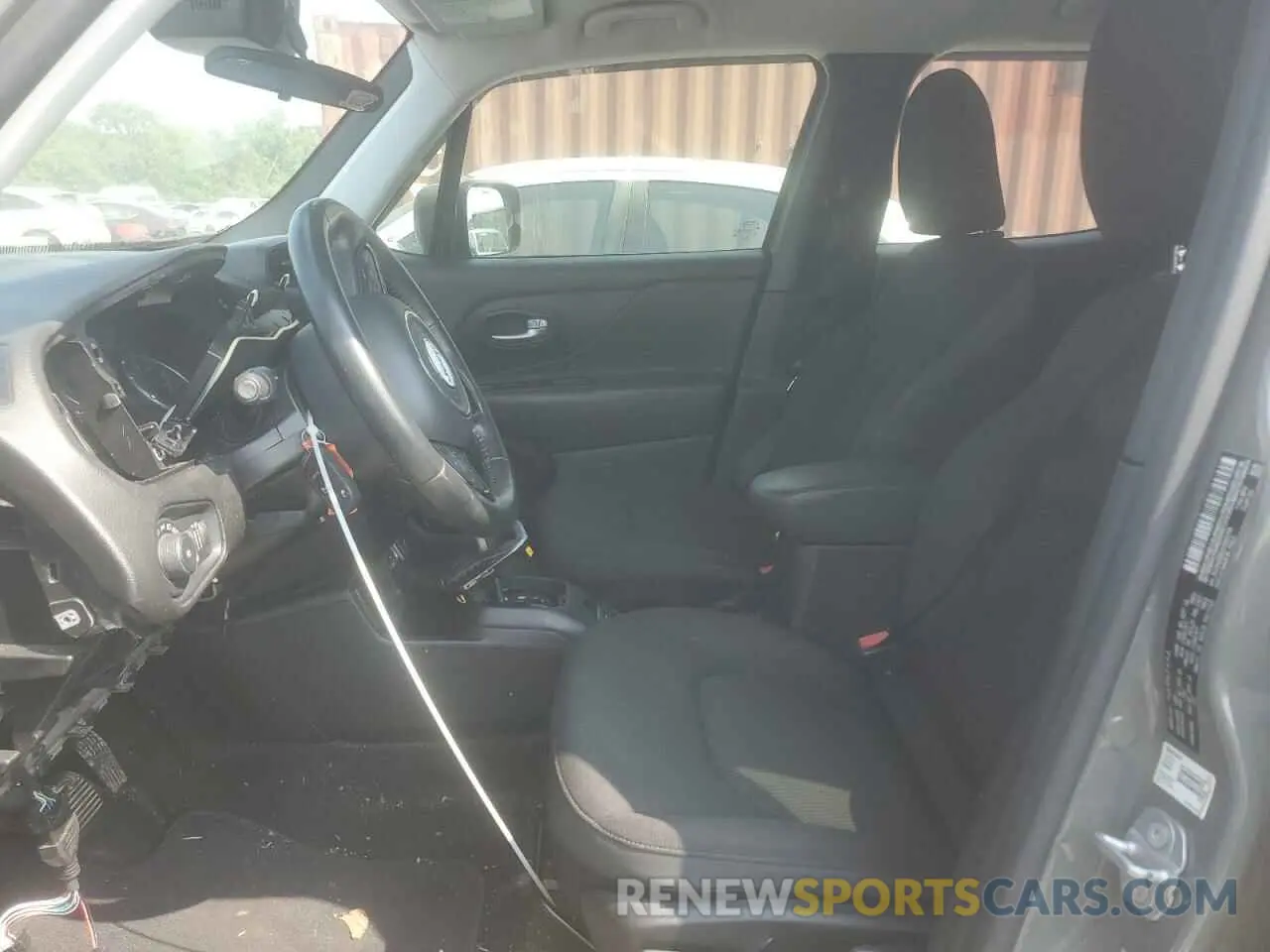 7 fotografías del automóvil dañado ZACNJABB0LPM02796 JEEP RENEGADE 2020