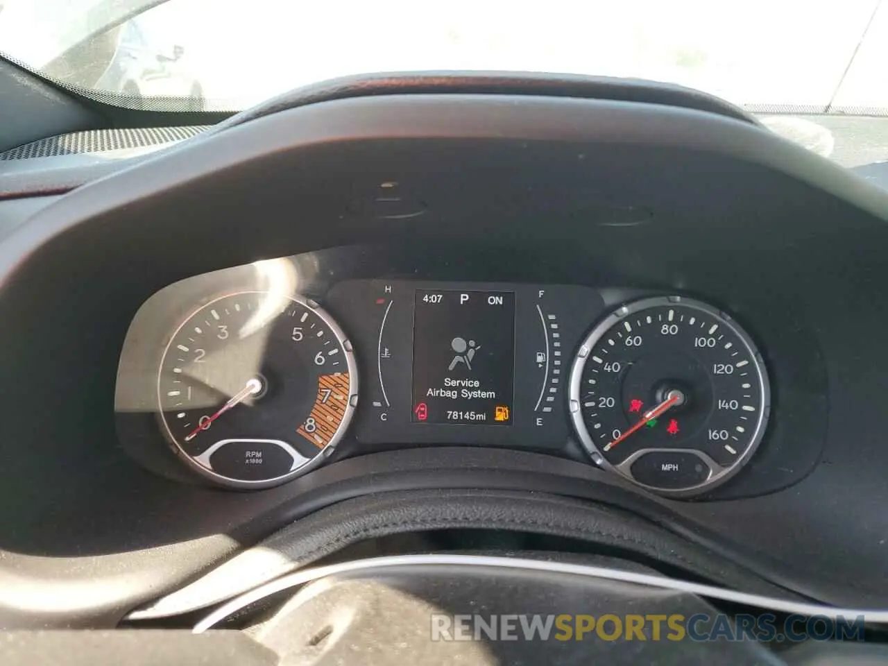 9 fotografías del automóvil dañado ZACNJABB1LPL87001 JEEP RENEGADE 2020