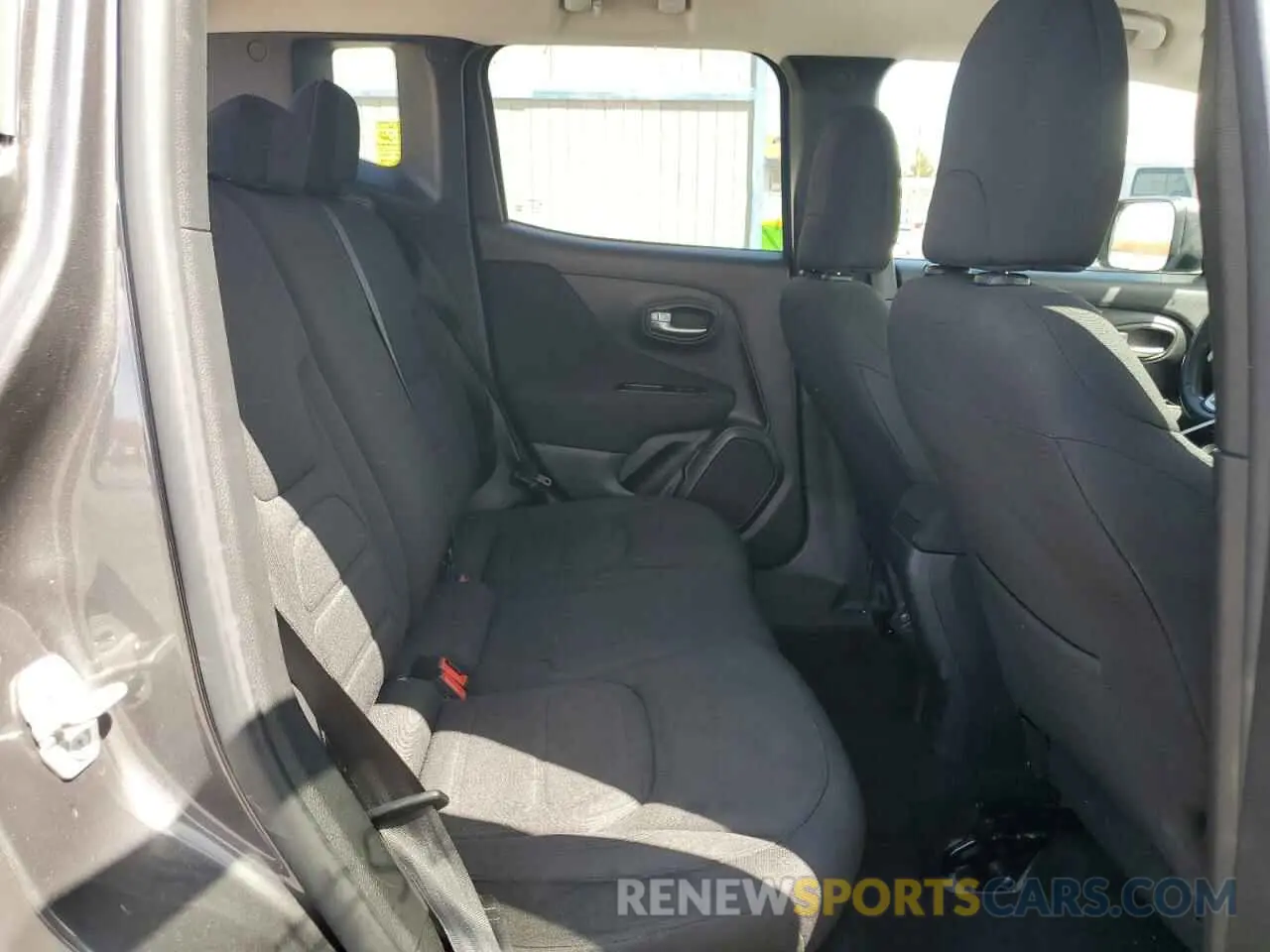 11 fotografías del automóvil dañado ZACNJABB2LPL72409 JEEP RENEGADE 2020