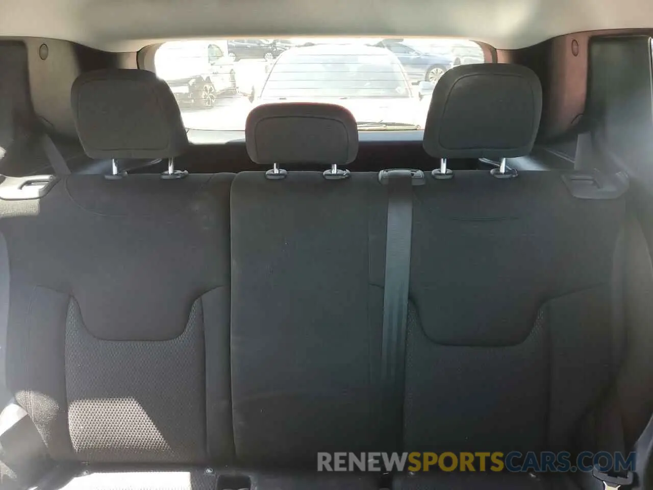 10 fotografías del automóvil dañado ZACNJABB3LPL27009 JEEP RENEGADE 2020