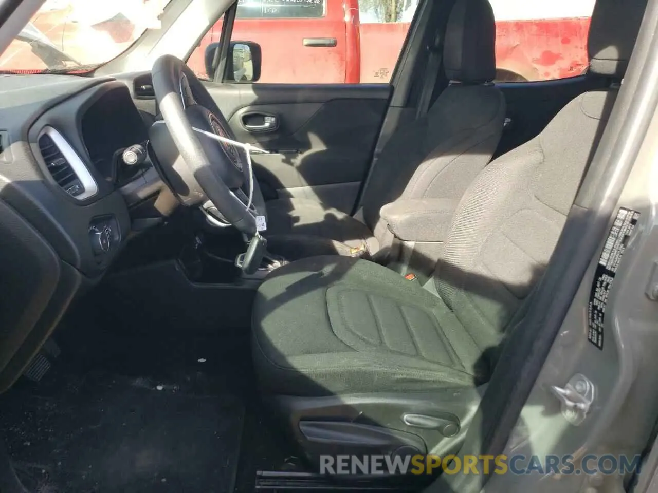 7 fotografías del automóvil dañado ZACNJABB4LPL67602 JEEP RENEGADE 2020
