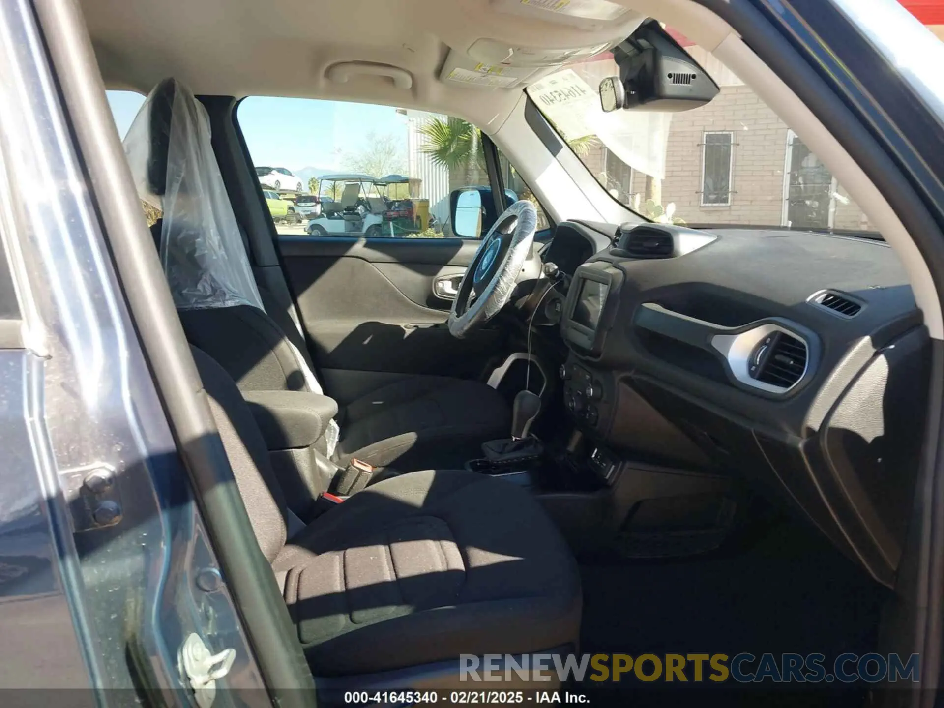 5 fotografías del automóvil dañado ZACNJABB4LPL84593 JEEP RENEGADE 2020