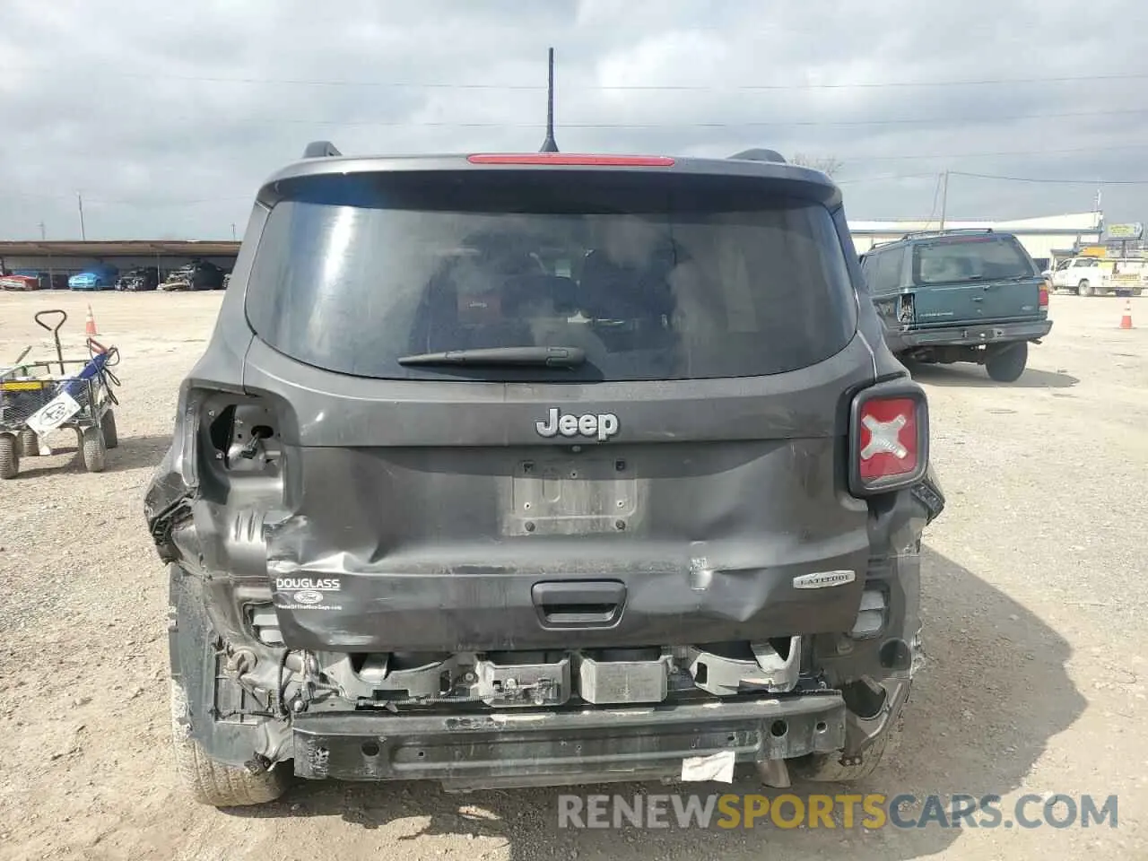 6 fotografías del automóvil dañado ZACNJABB5LPL67902 JEEP RENEGADE 2020