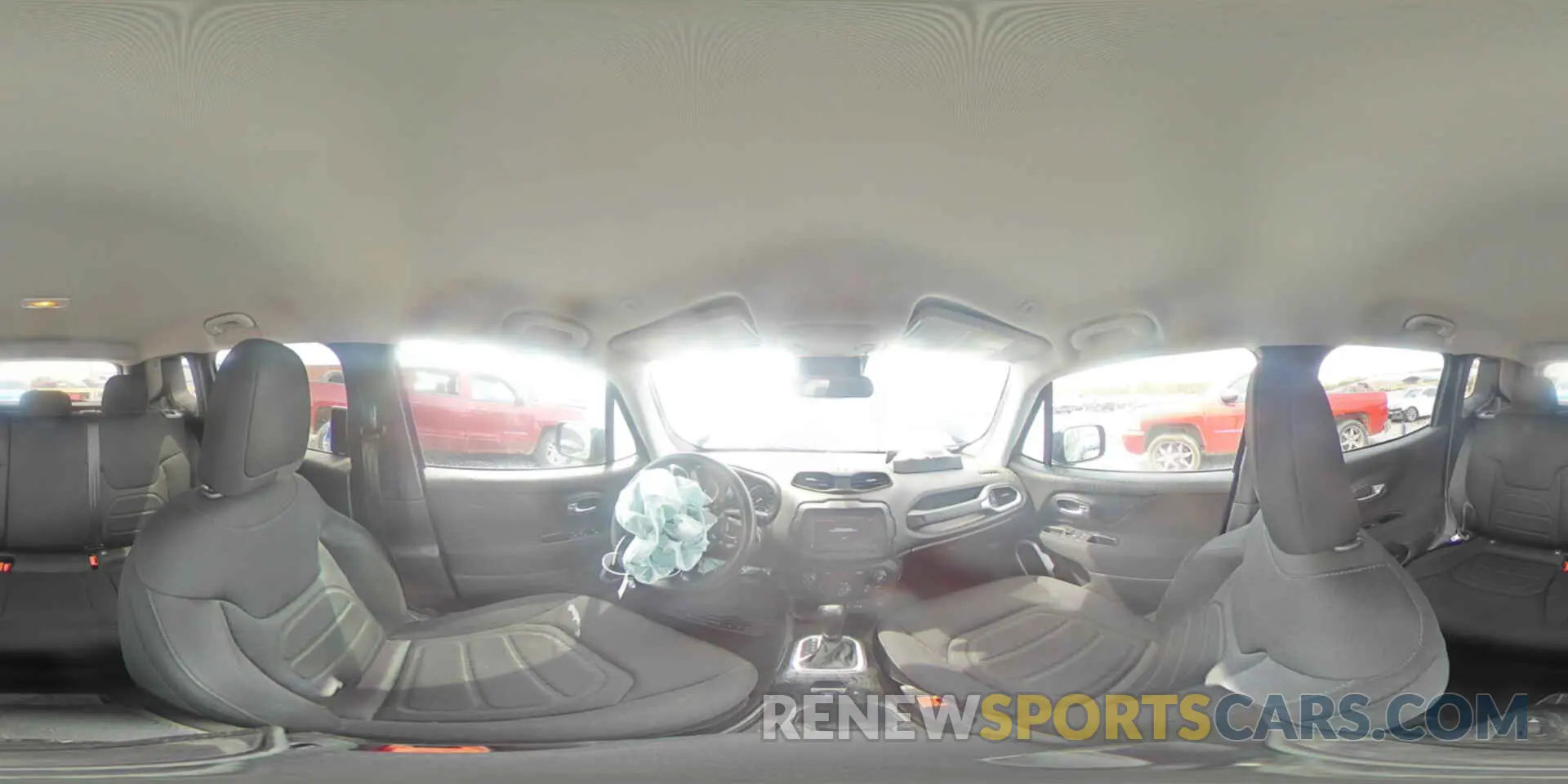 14 fotografías del automóvil dañado ZACNJABB6LPL84210 JEEP RENEGADE 2020
