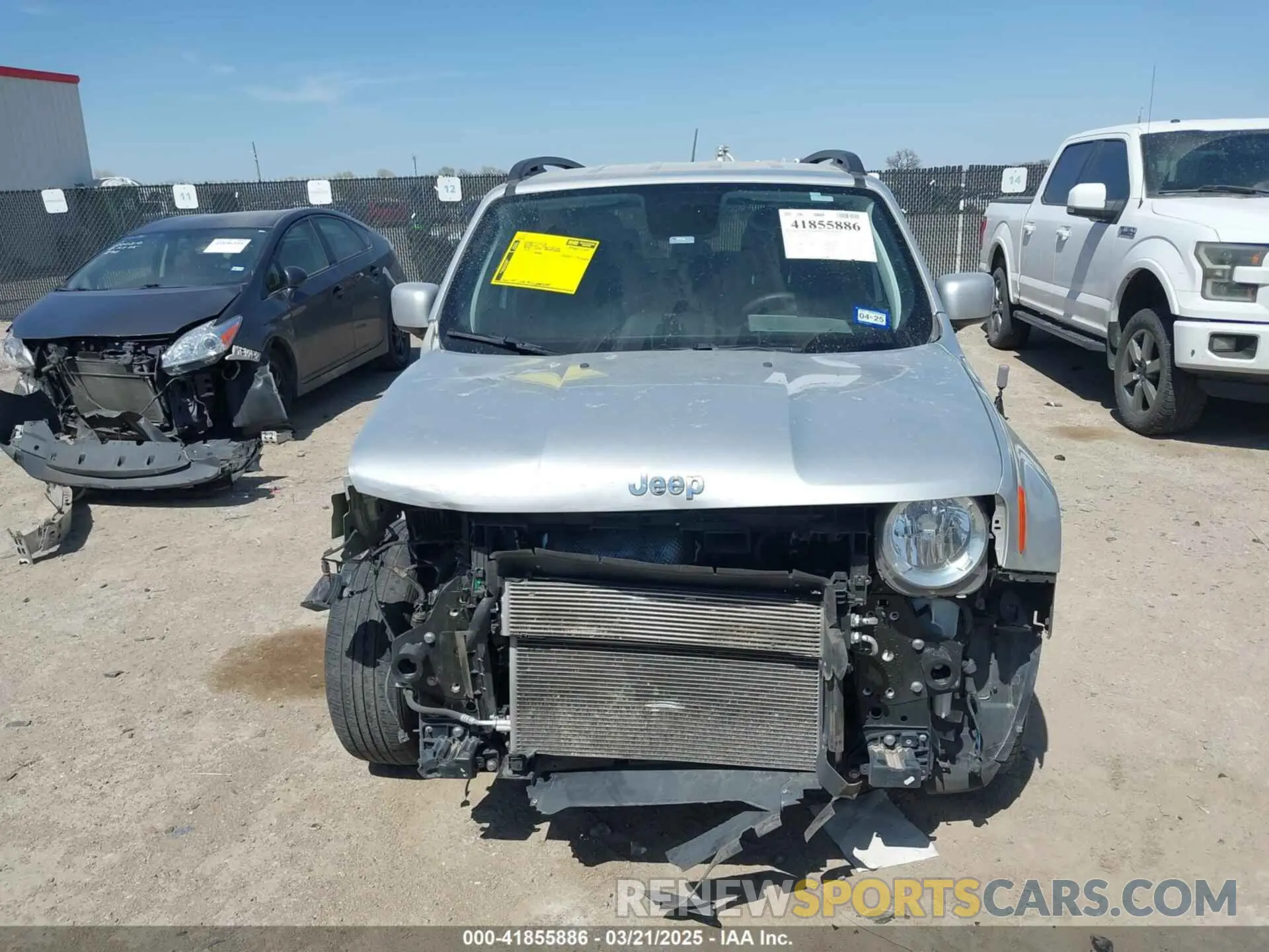 13 fotografías del automóvil dañado ZACNJABB8LPL11534 JEEP RENEGADE 2020