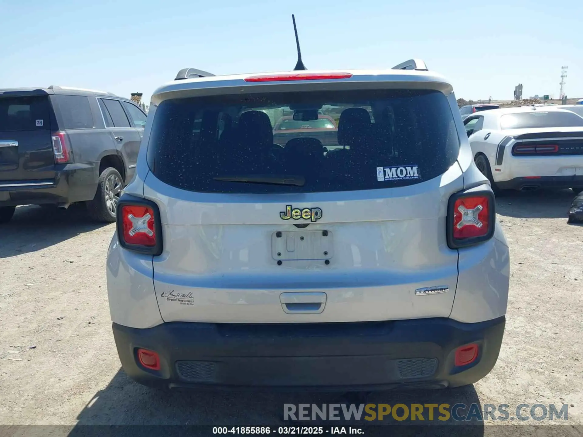17 fotografías del automóvil dañado ZACNJABB8LPL11534 JEEP RENEGADE 2020