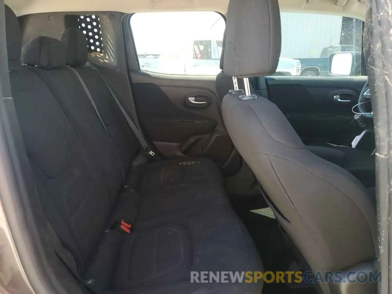 12 fotografías del automóvil dañado ZACNJABB8LPL46722 JEEP RENEGADE 2020