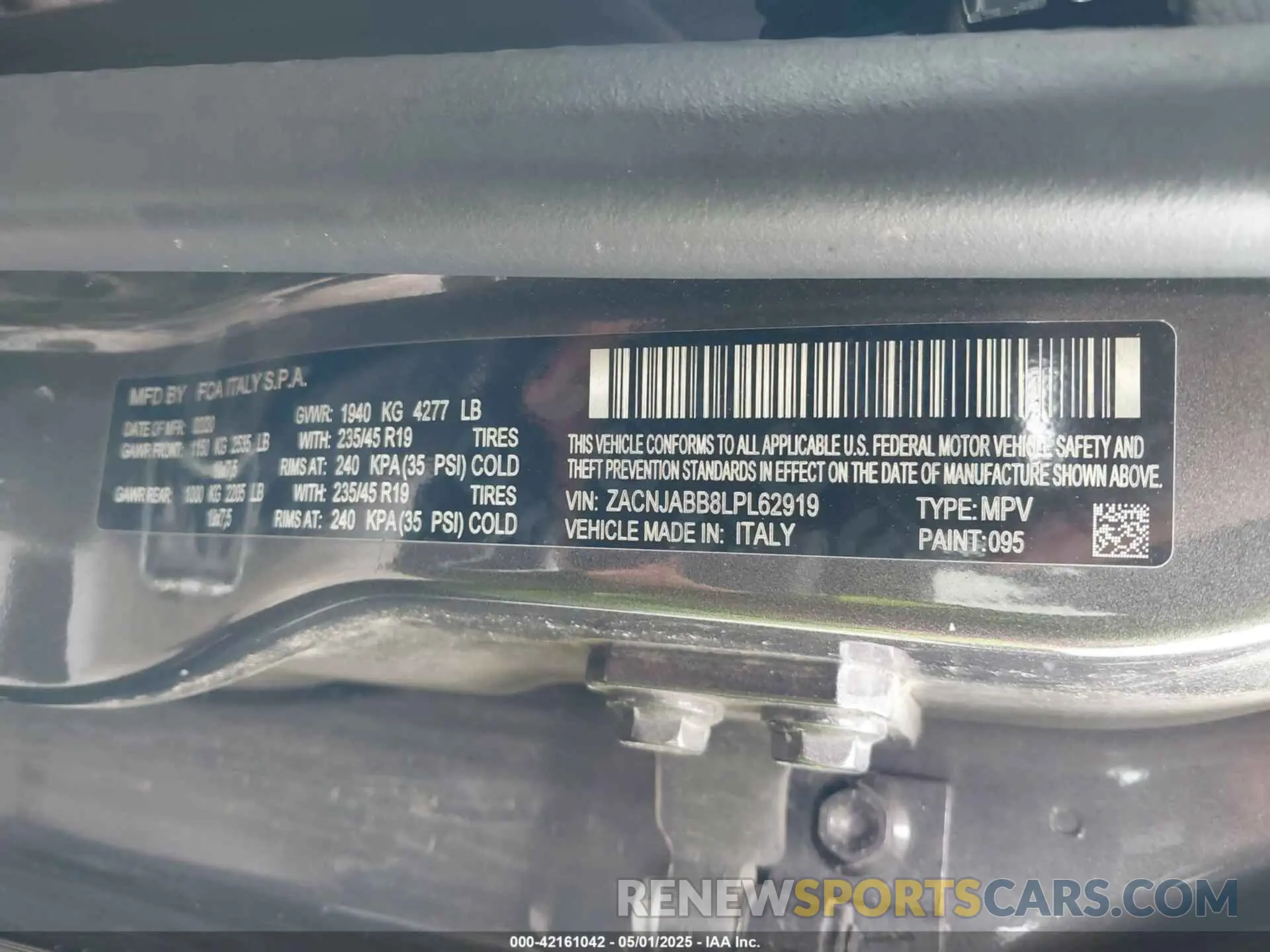 9 fotografías del automóvil dañado ZACNJABB8LPL62919 JEEP RENEGADE 2020
