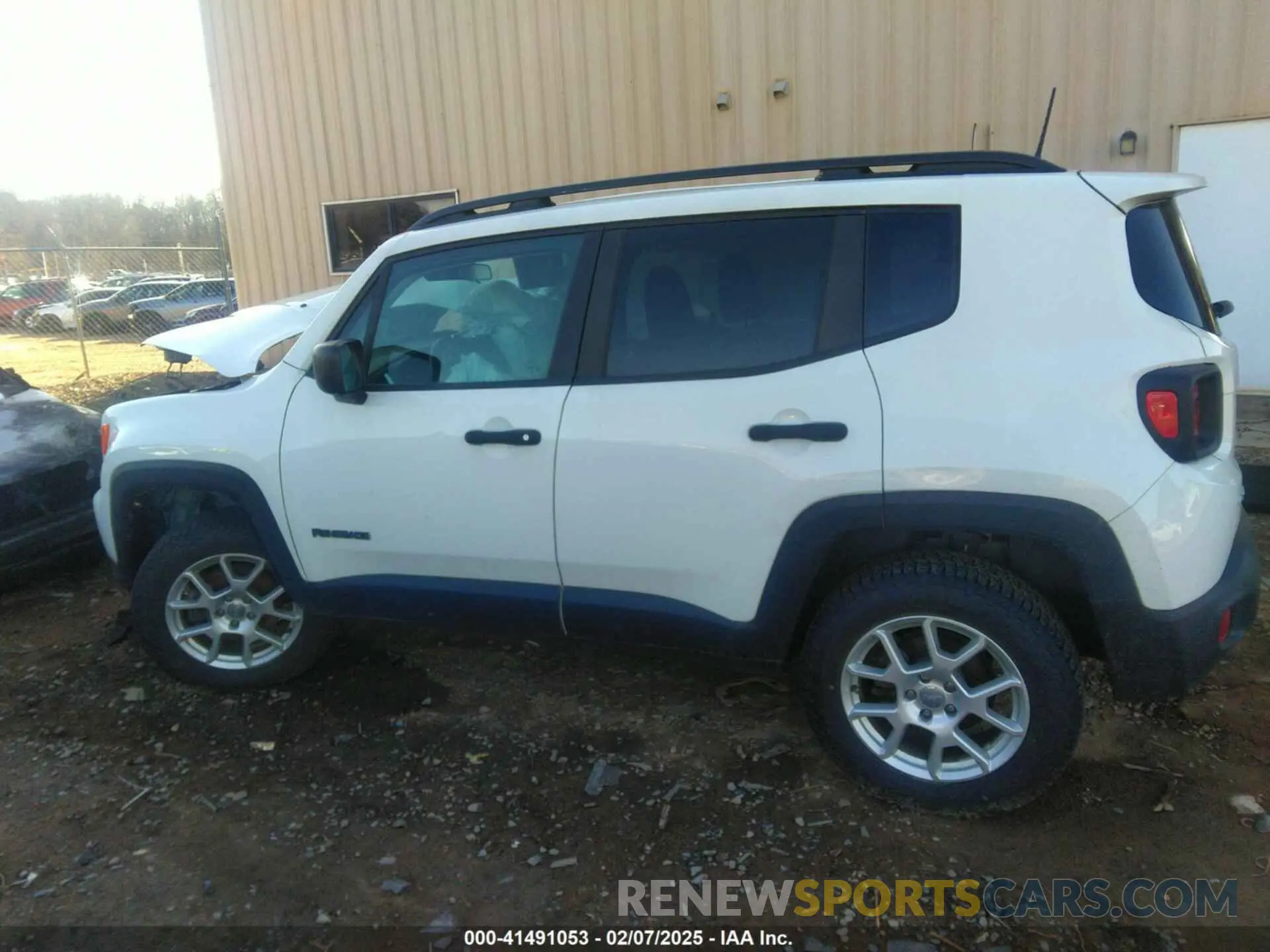 14 fotografías del automóvil dañado ZACNJBAB1LPL03878 JEEP RENEGADE 2020
