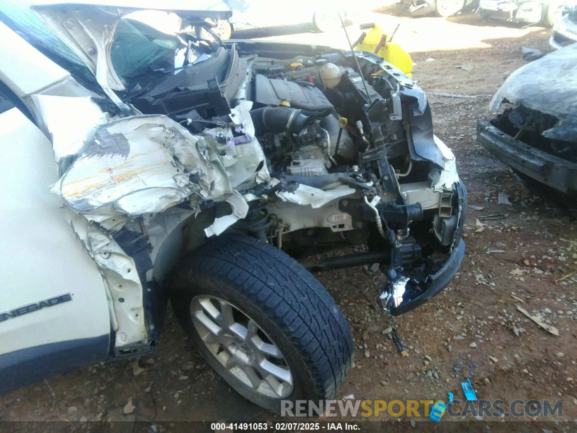 6 fotografías del automóvil dañado ZACNJBAB1LPL03878 JEEP RENEGADE 2020