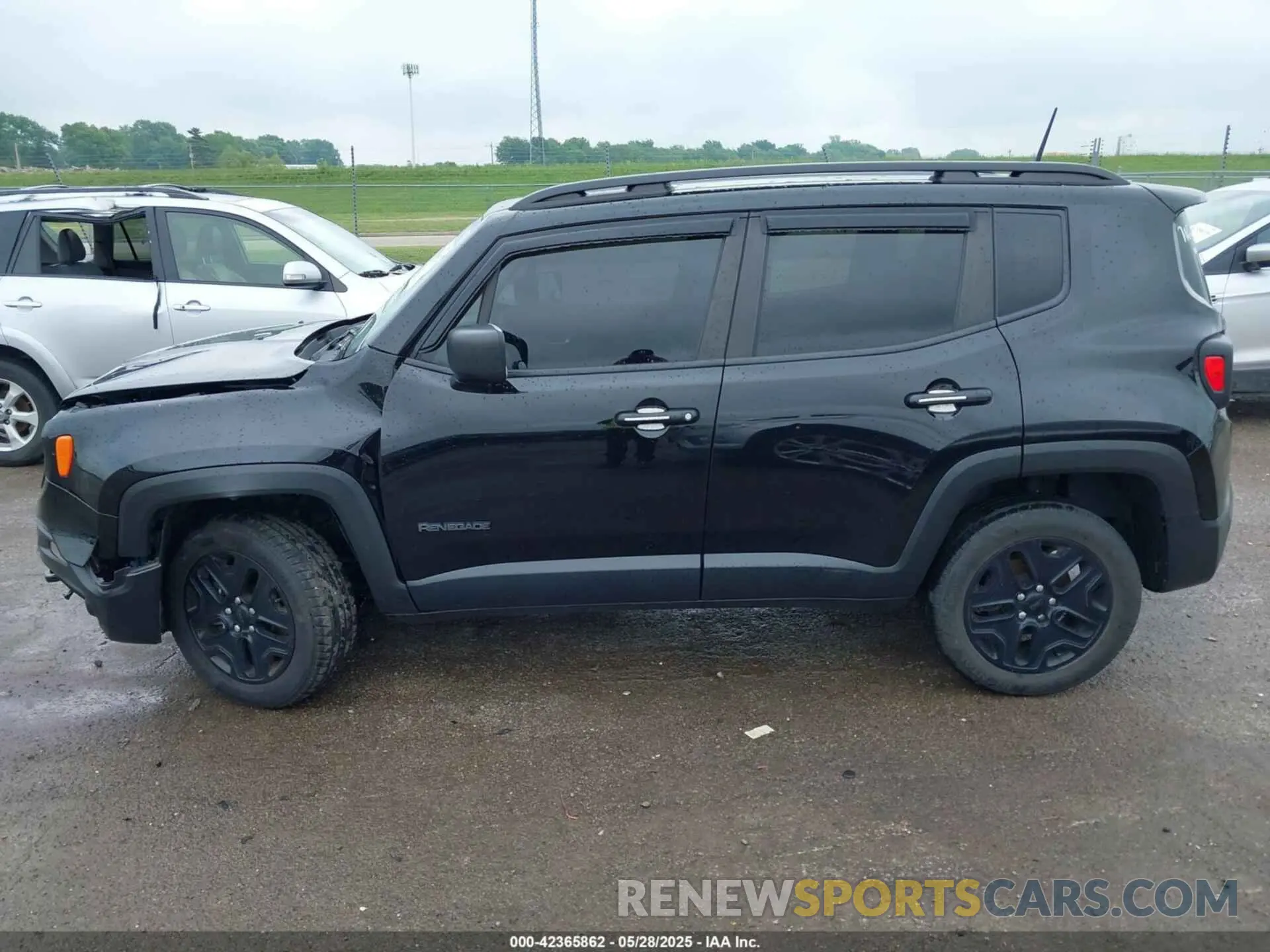 14 fotografías del automóvil dañado ZACNJBAB1LPL13505 JEEP RENEGADE 2020