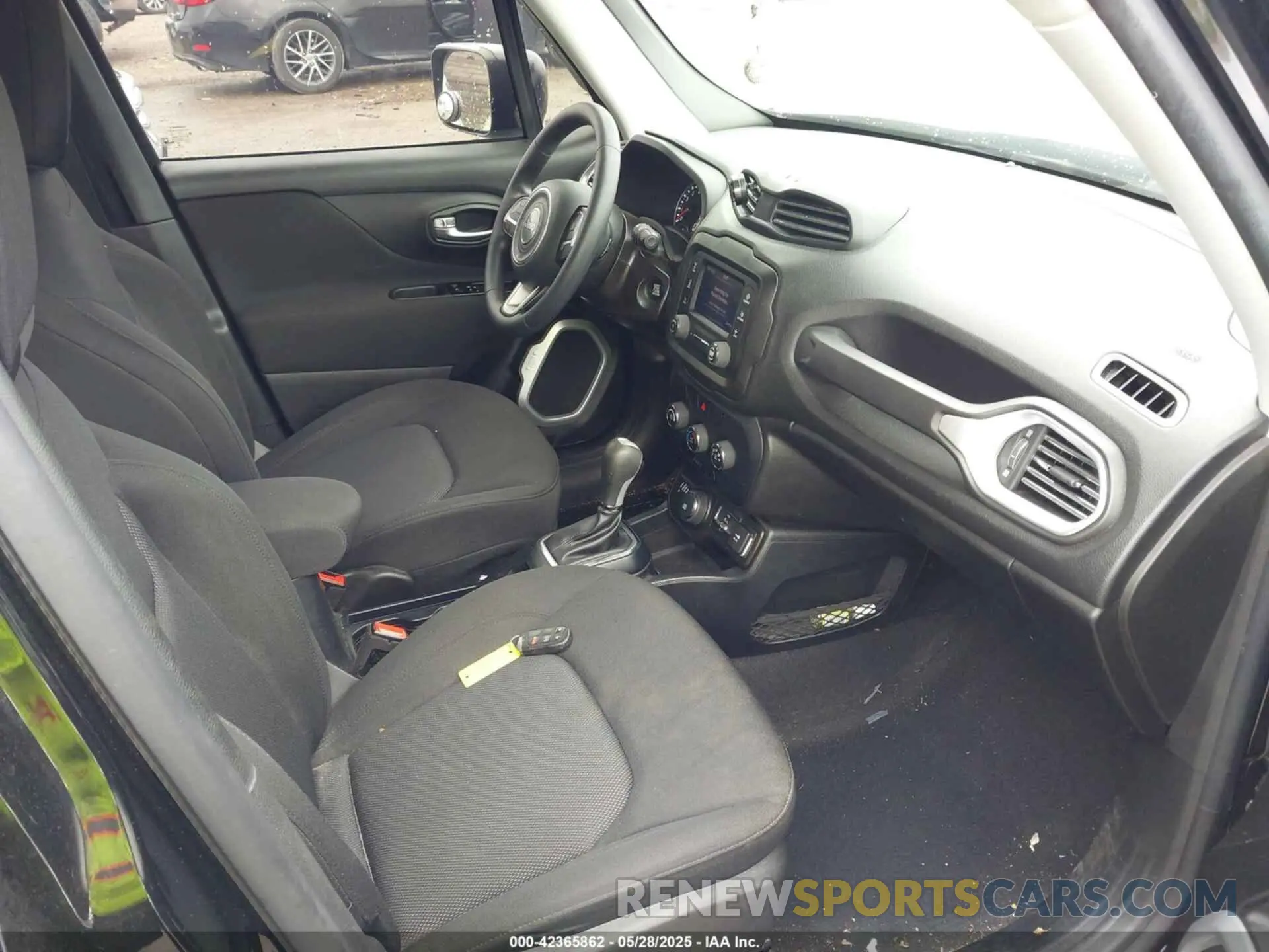 5 fotografías del automóvil dañado ZACNJBAB1LPL13505 JEEP RENEGADE 2020