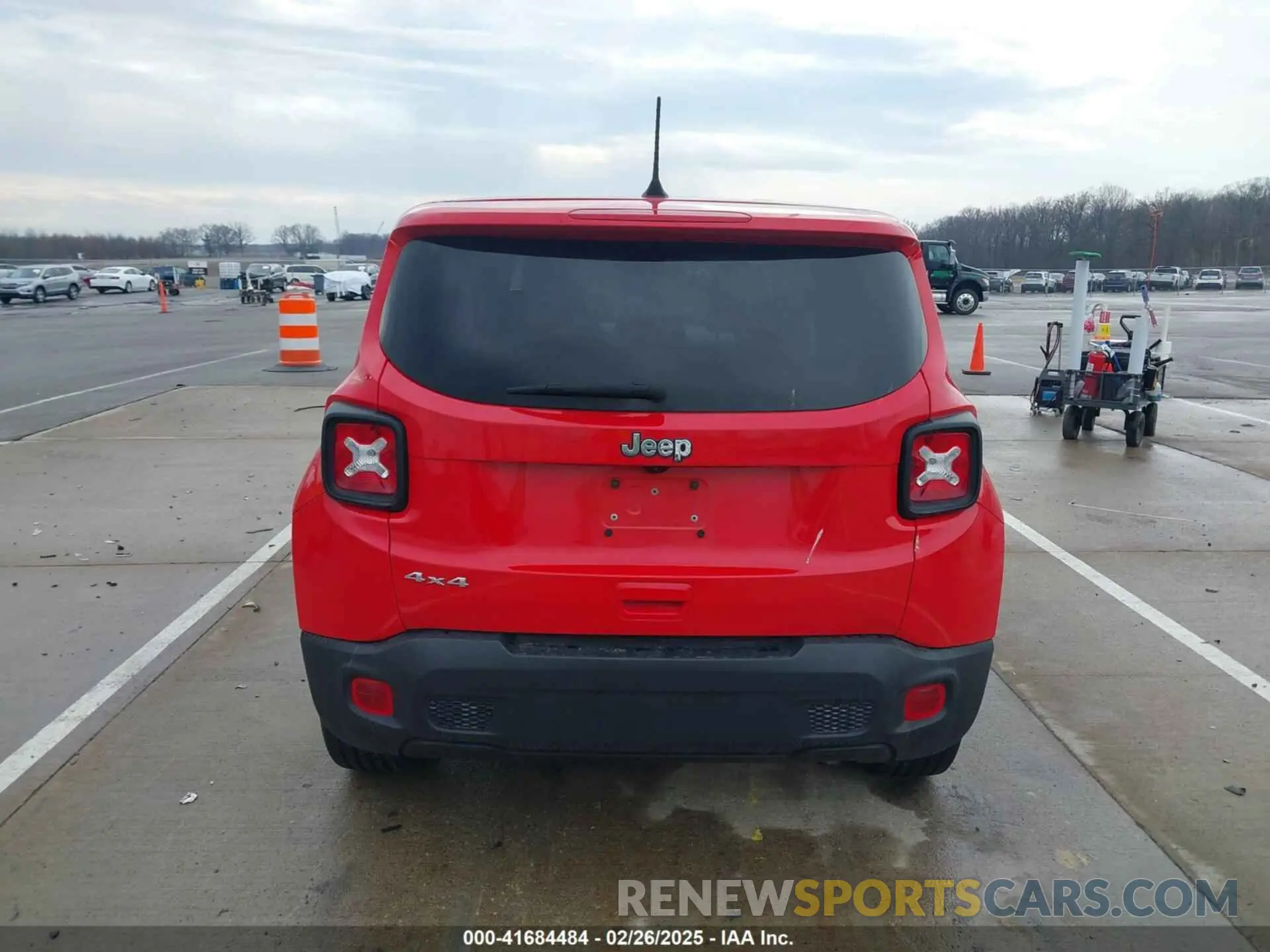 16 fotografías del automóvil dañado ZACNJBAB1LPL73400 JEEP RENEGADE 2020