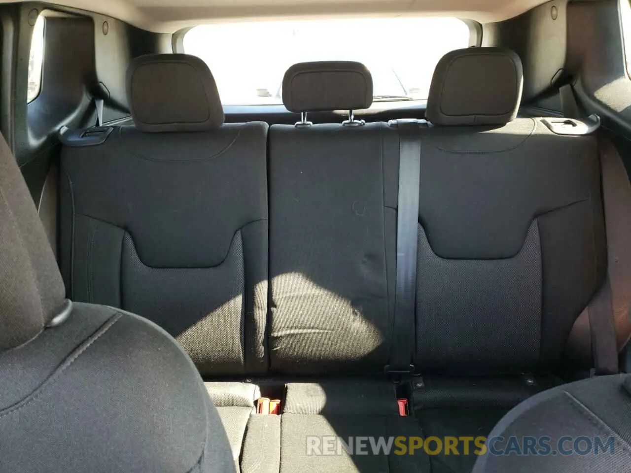 10 fotografías del automóvil dañado ZACNJBAB5LPL03043 JEEP RENEGADE 2020