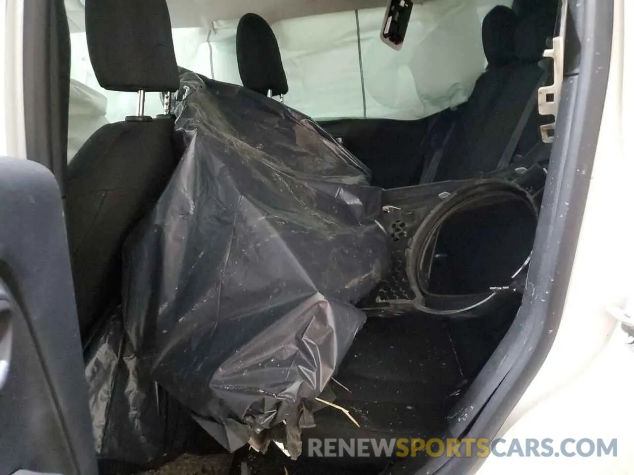 11 fotografías del automóvil dañado ZACNJBAB5LPL67390 JEEP RENEGADE 2020