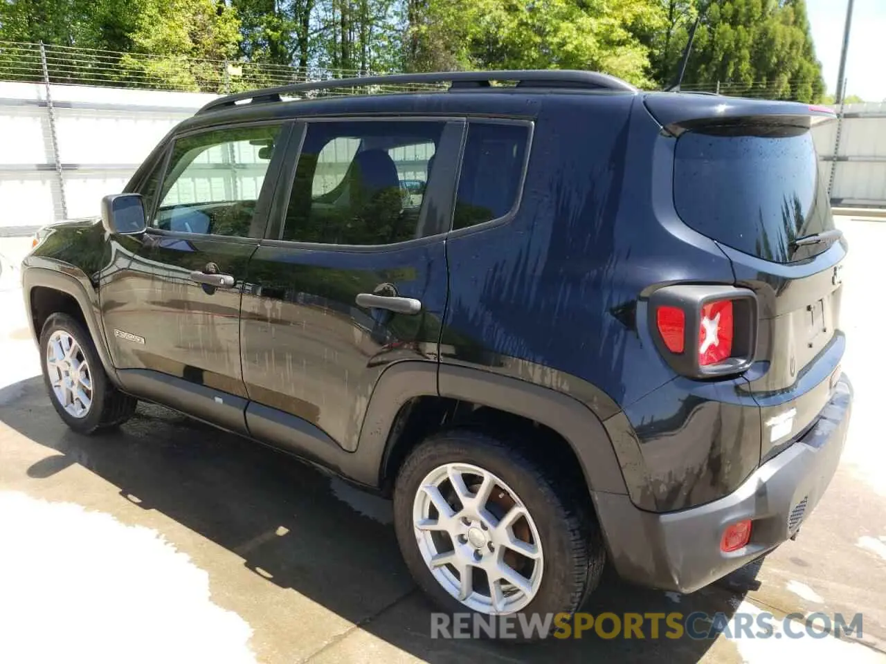 2 fotografías del automóvil dañado ZACNJBAB8LPK99358 JEEP RENEGADE 2020