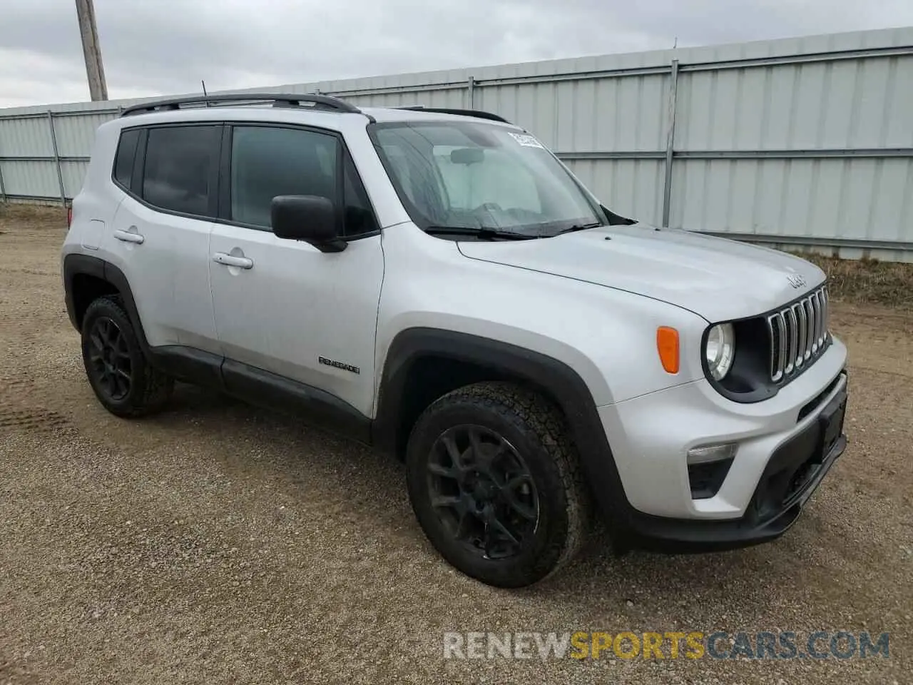 4 fotografías del automóvil dañado ZACNJBAB8LPL60580 JEEP RENEGADE 2020