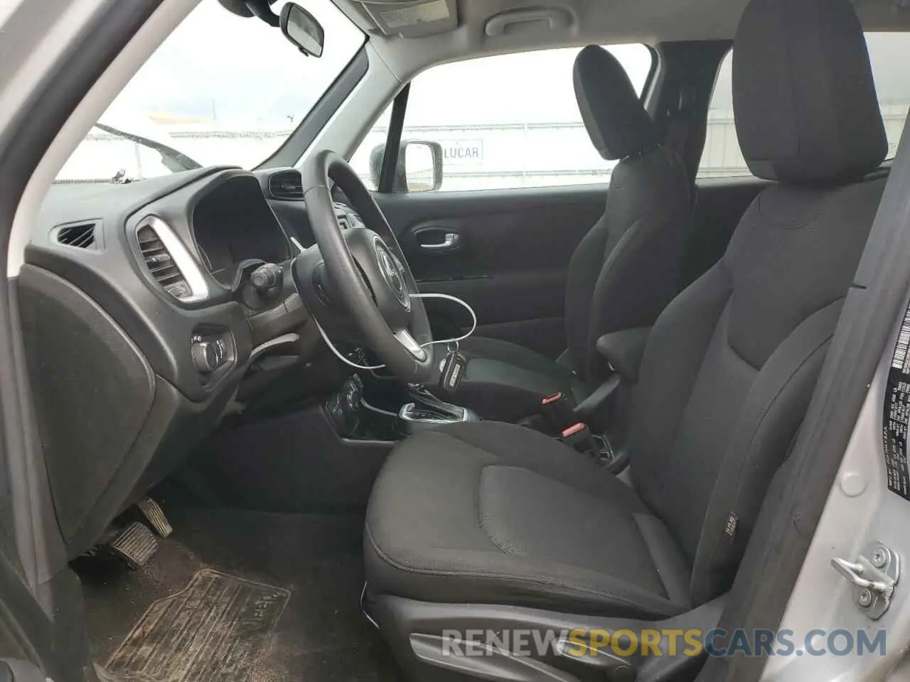 7 fotografías del automóvil dañado ZACNJBAB8LPL60580 JEEP RENEGADE 2020