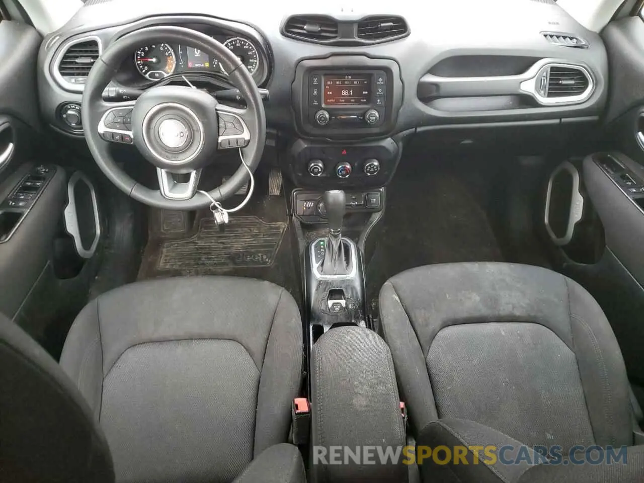 8 fotografías del automóvil dañado ZACNJBAB8LPL60580 JEEP RENEGADE 2020