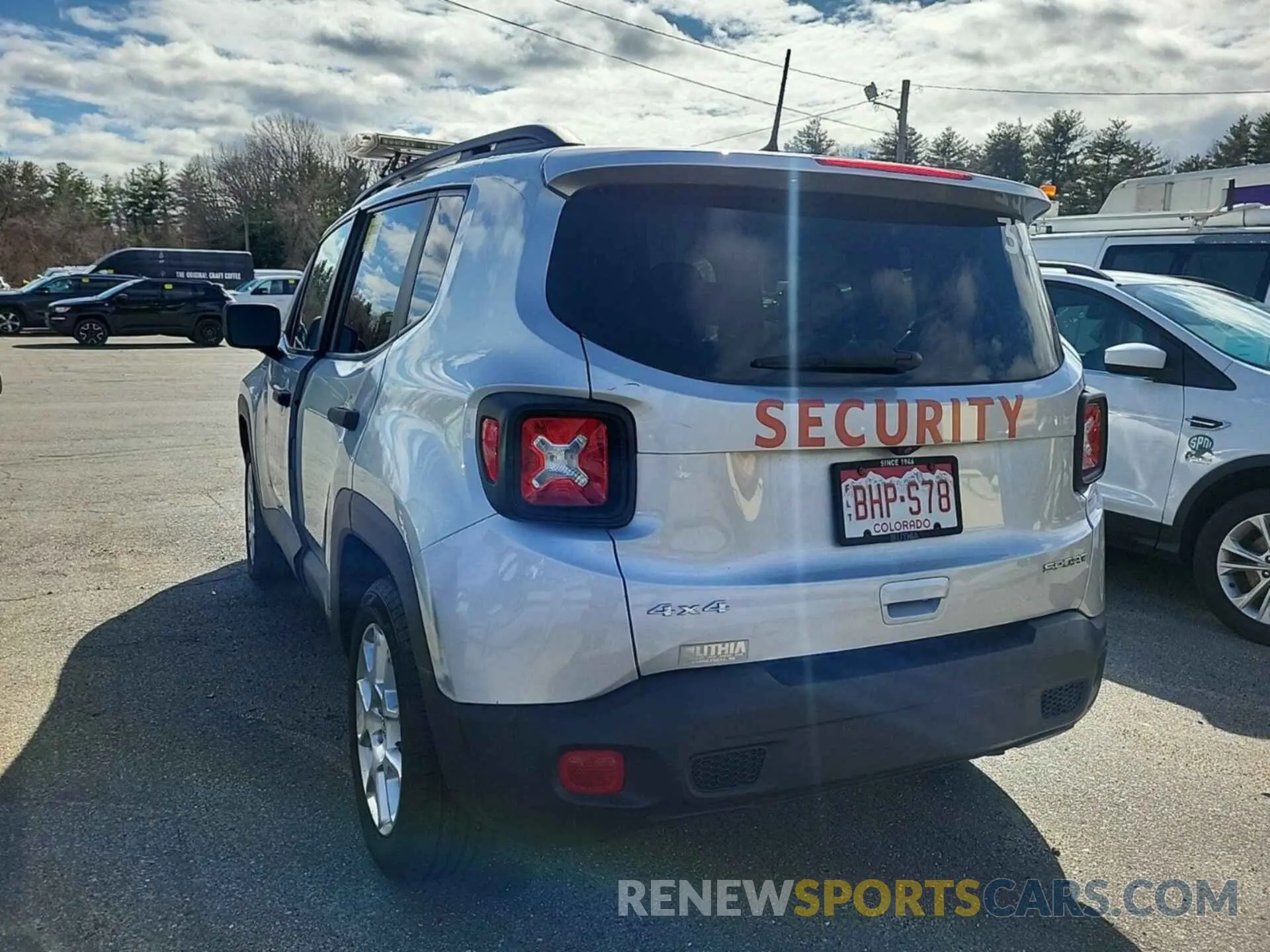 10 fotografías del automóvil dañado ZACNJBAB9LPL47577 JEEP RENEGADE 2020