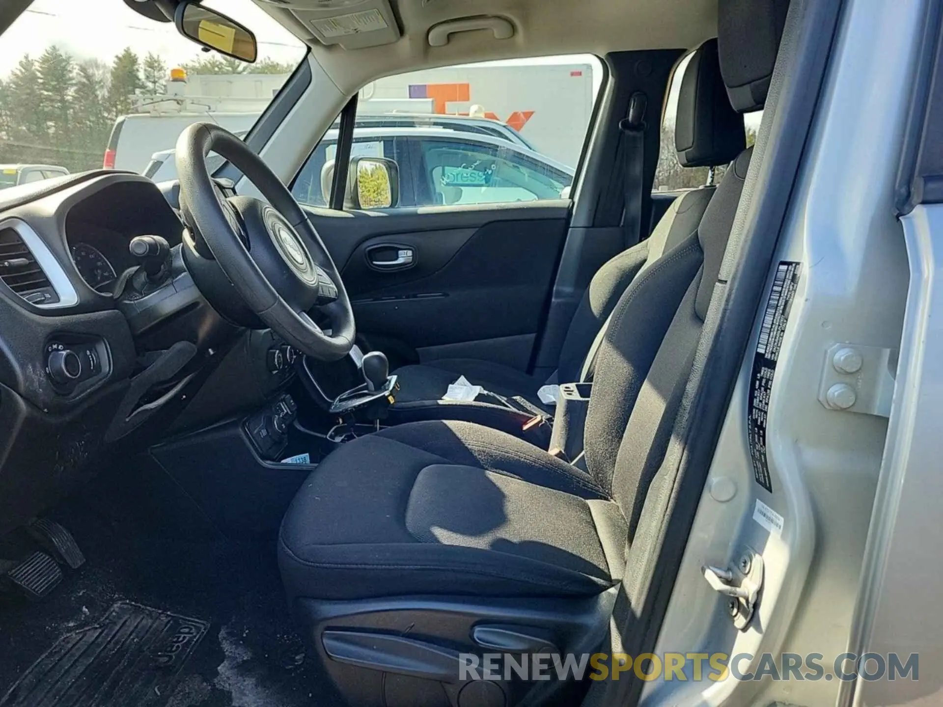 20 fotografías del automóvil dañado ZACNJBAB9LPL47577 JEEP RENEGADE 2020