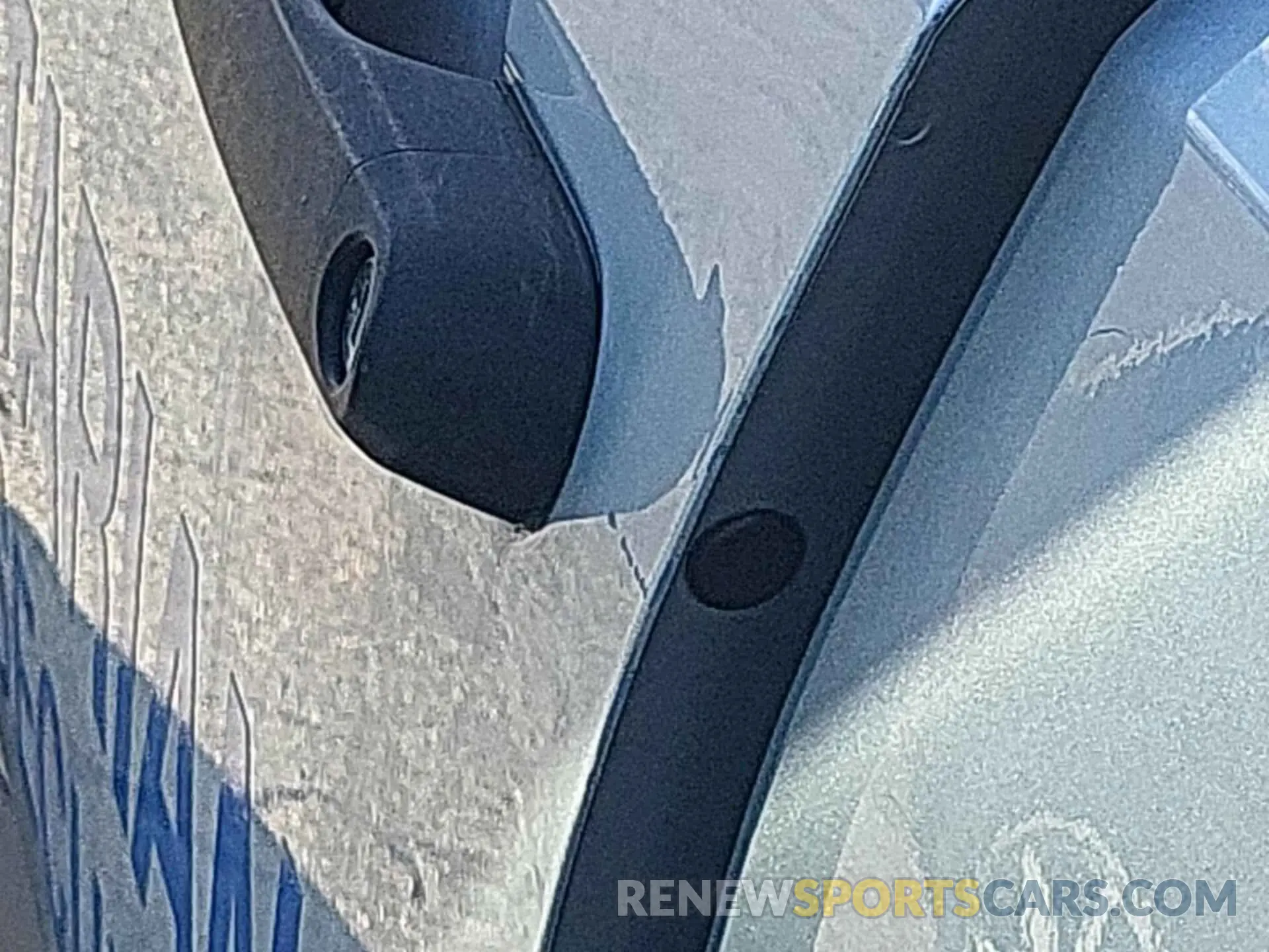 29 fotografías del automóvil dañado ZACNJBAB9LPL47577 JEEP RENEGADE 2020