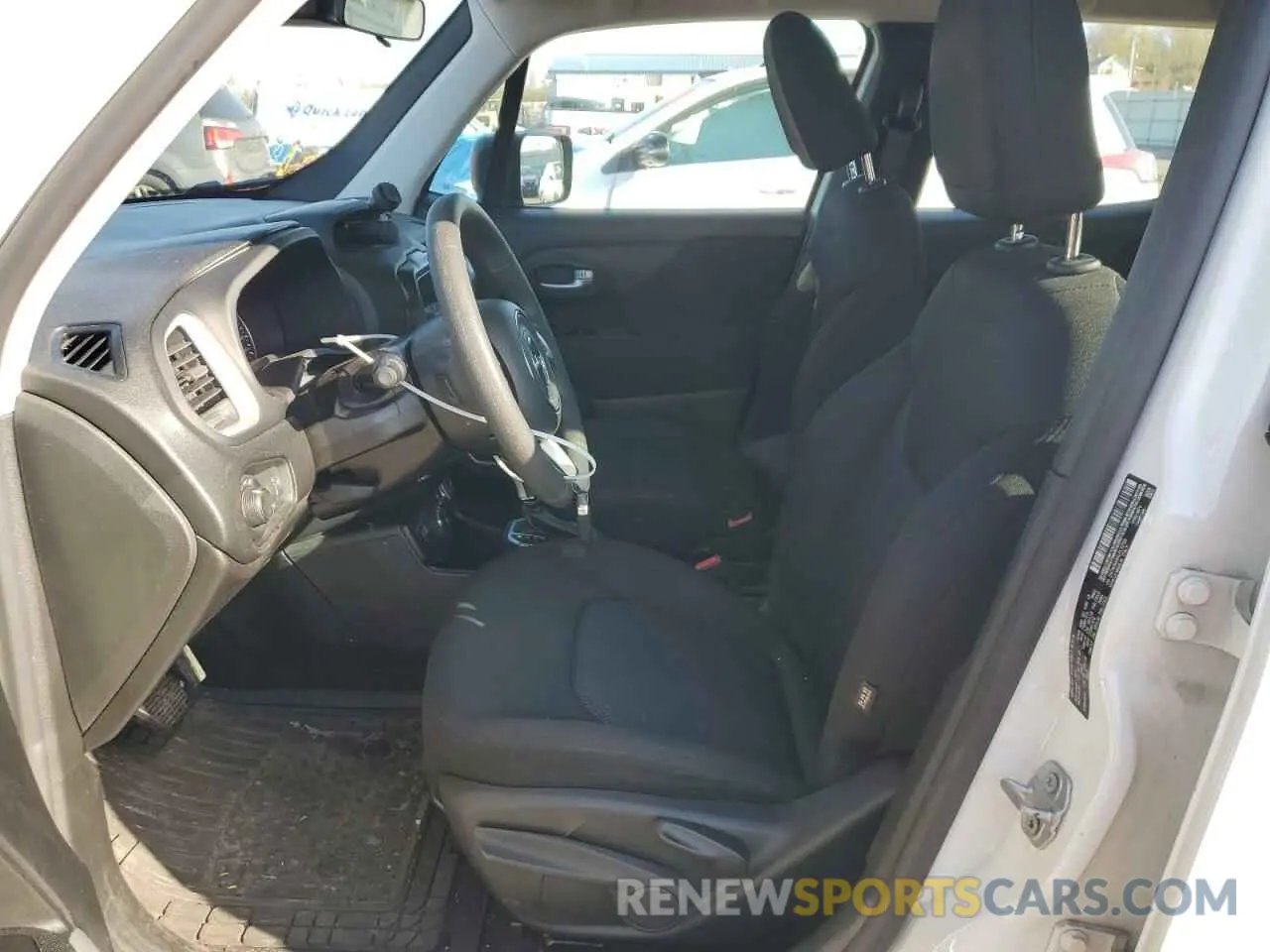 7 fotografías del automóvil dañado ZACNJBABXLPL15799 JEEP RENEGADE 2020
