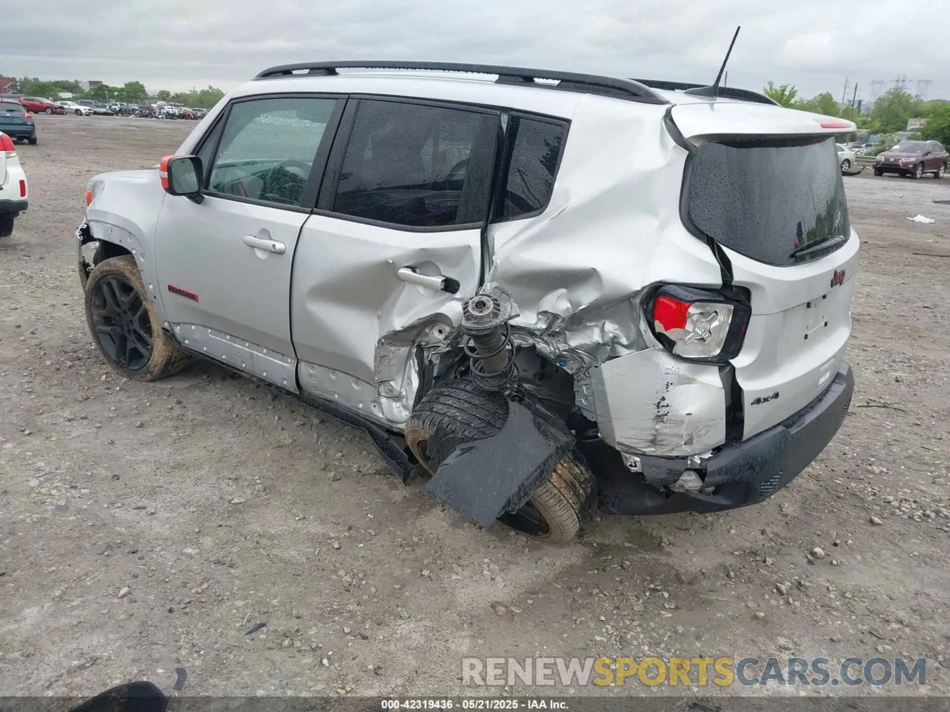 3 fotografías del automóvil dañado ZACNJBBB0LPL76965 JEEP RENEGADE 2020