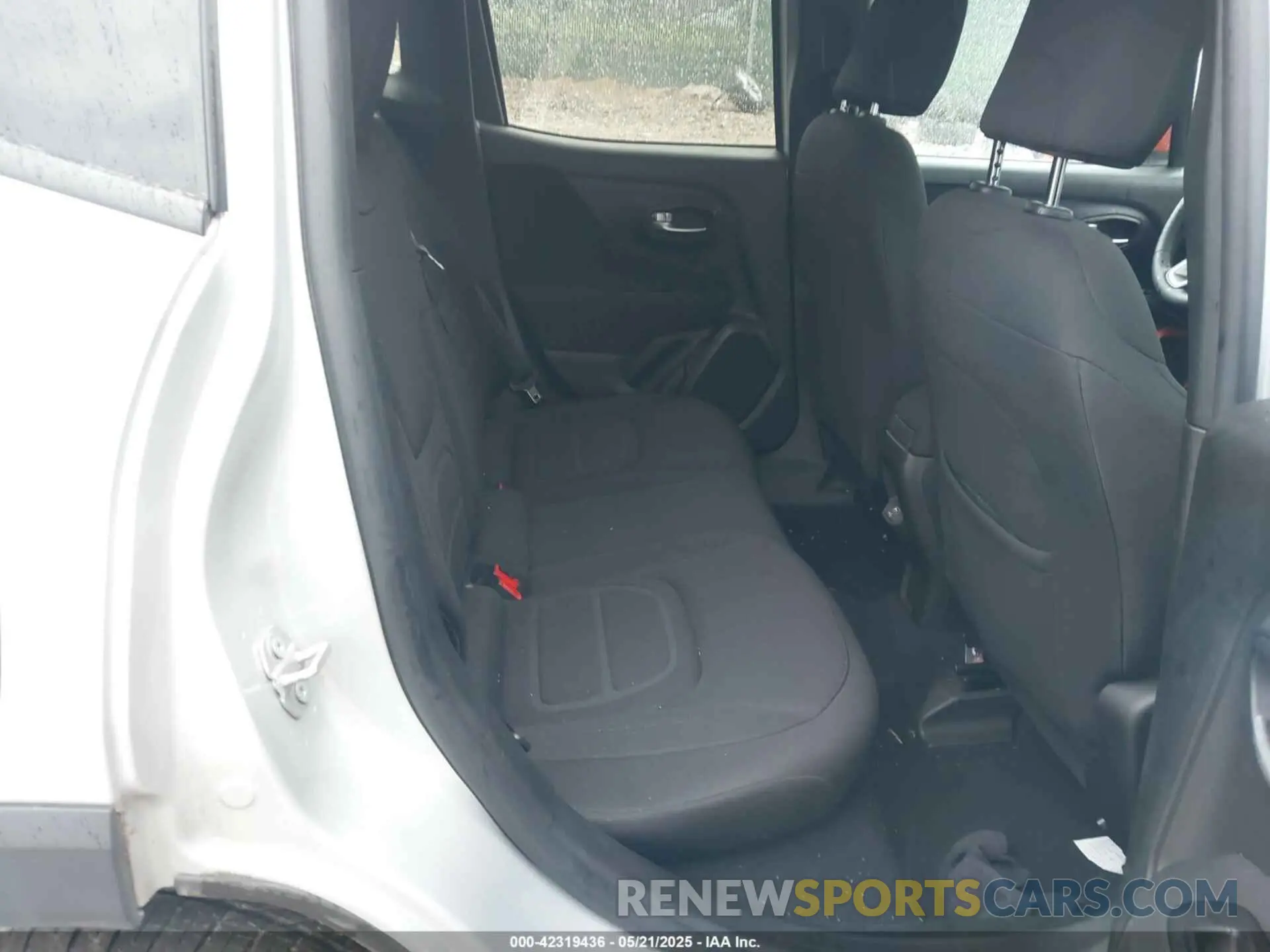 8 fotografías del automóvil dañado ZACNJBBB0LPL76965 JEEP RENEGADE 2020