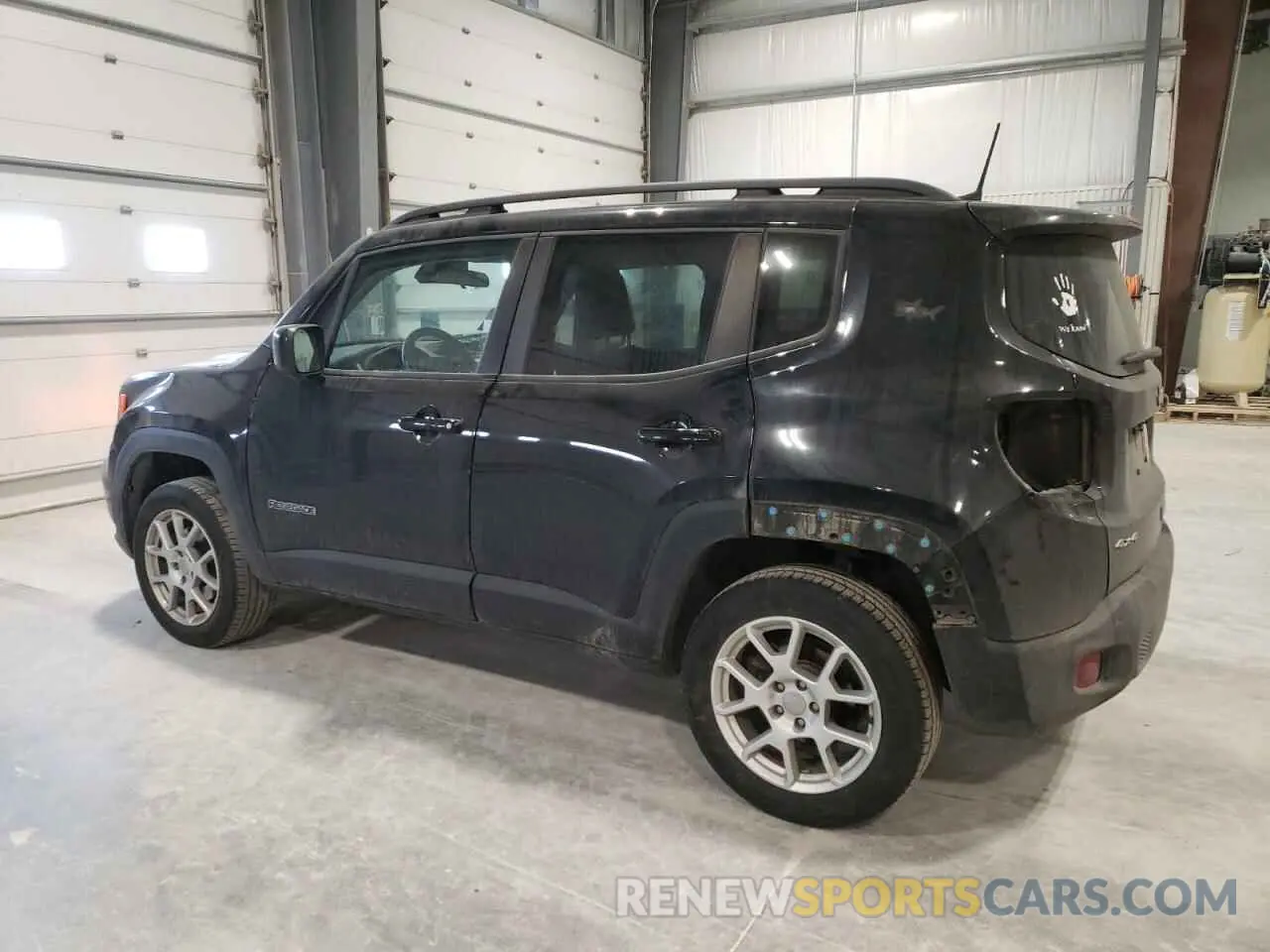 2 fotografías del automóvil dañado ZACNJBBB1LPL47605 JEEP RENEGADE 2020