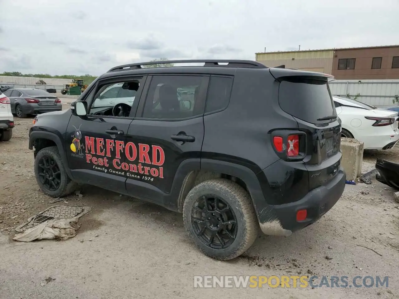 2 fotografías del automóvil dañado ZACNJBBB2LPL41716 JEEP RENEGADE 2020