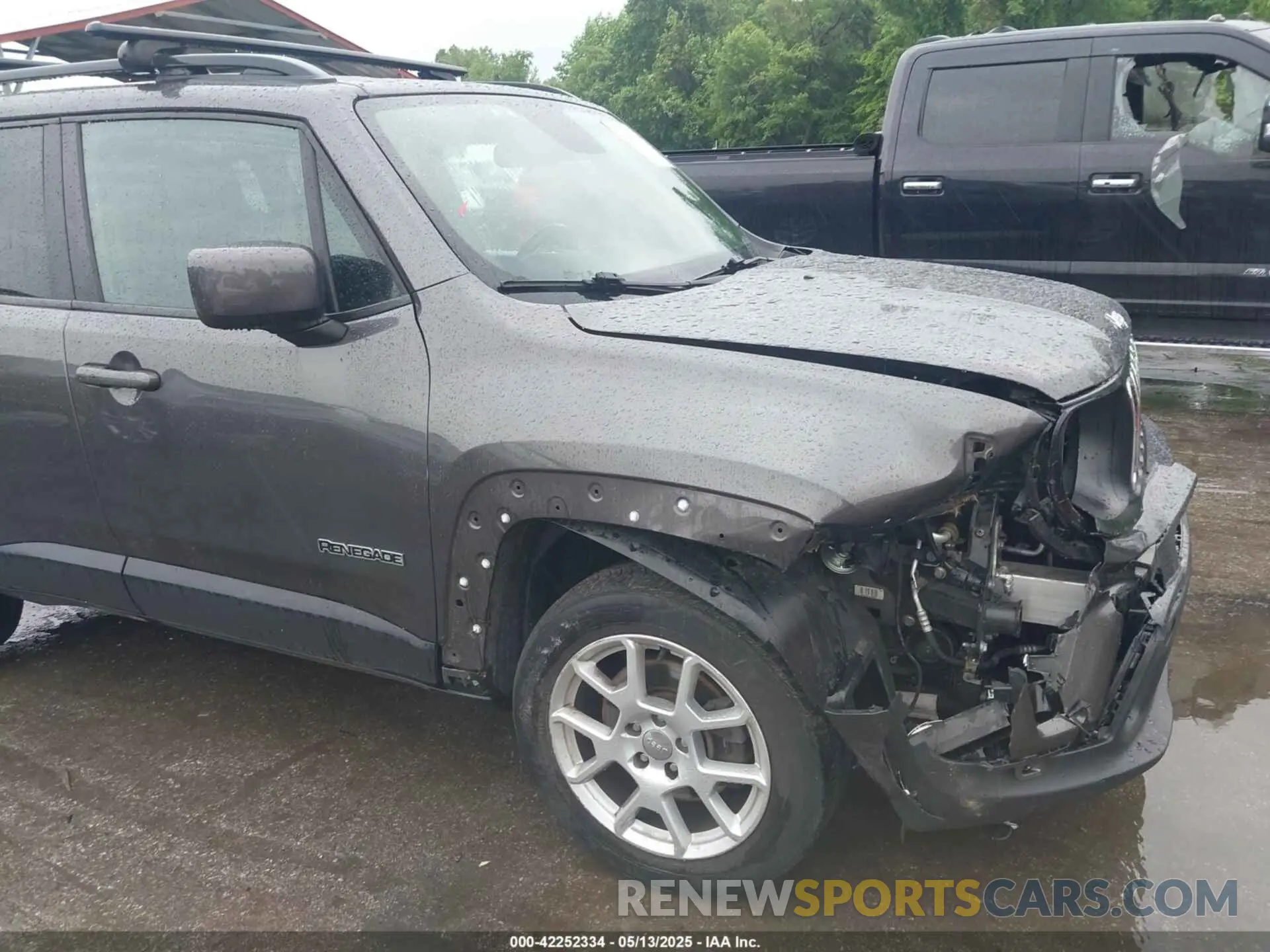 17 fotografías del automóvil dañado ZACNJBBB4LPL28384 JEEP RENEGADE 2020