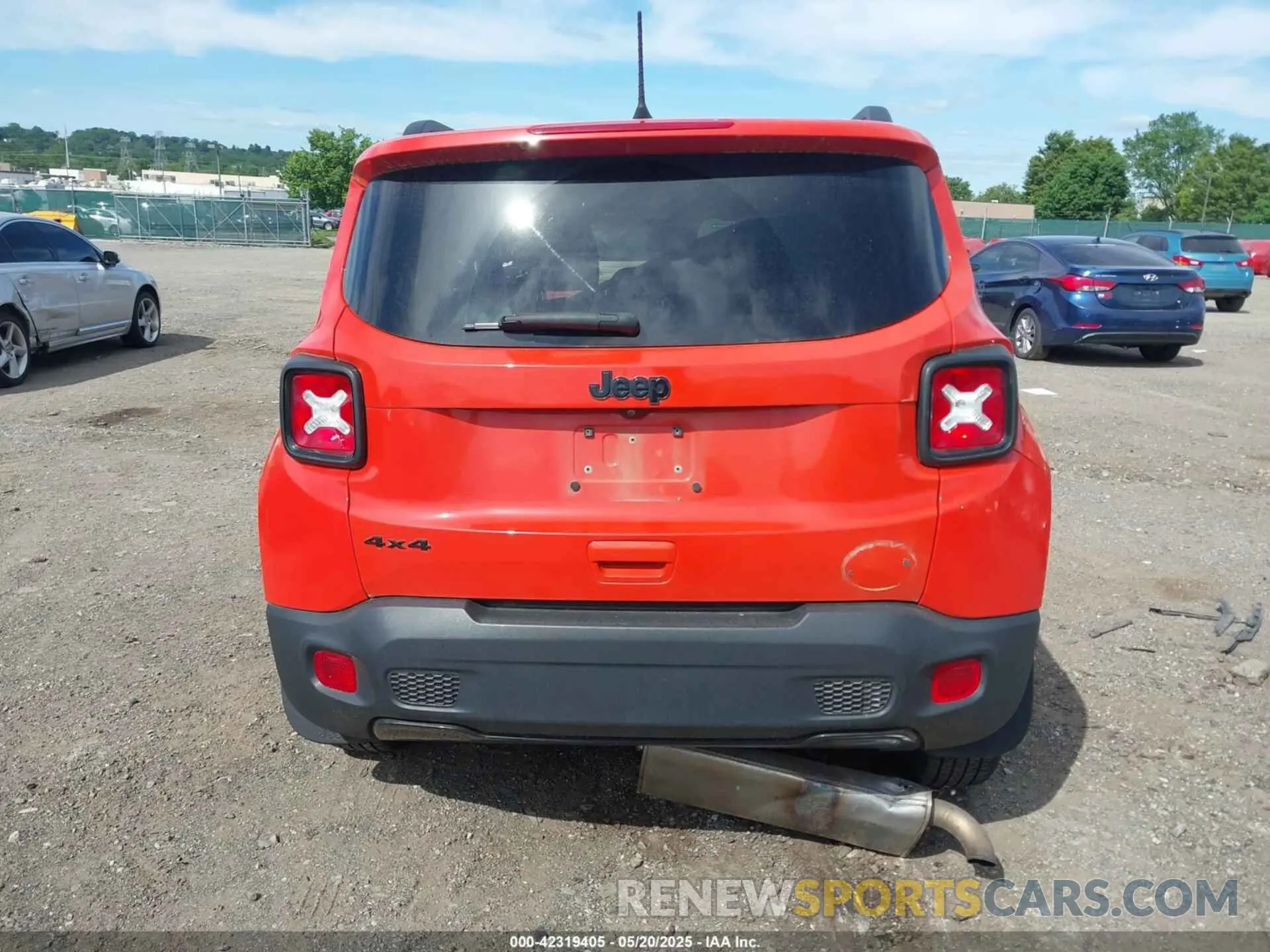 15 fotografías del automóvil dañado ZACNJBBB6LPL13871 JEEP RENEGADE 2020