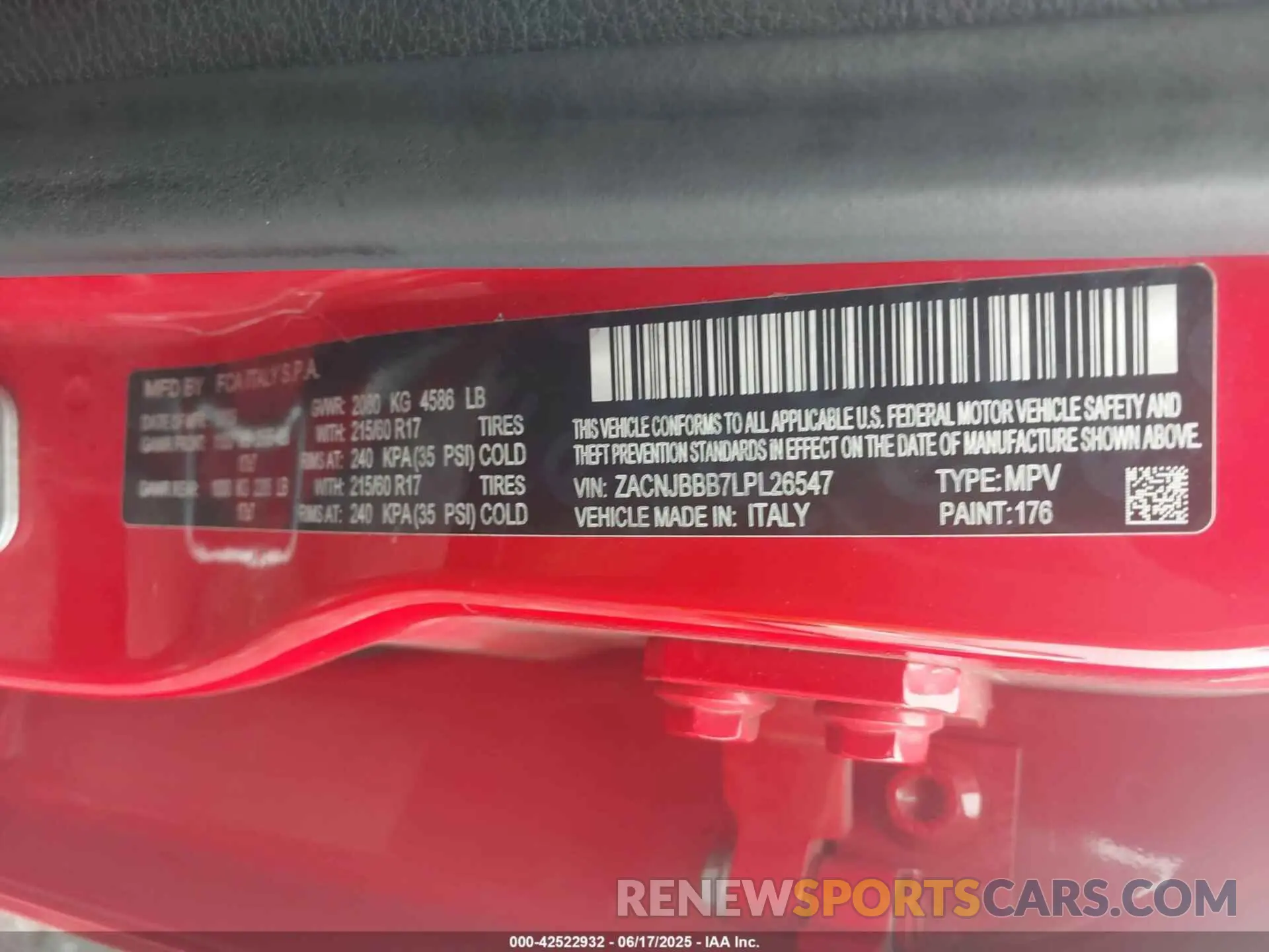 9 fotografías del automóvil dañado ZACNJBBB7LPL26547 JEEP RENEGADE 2020