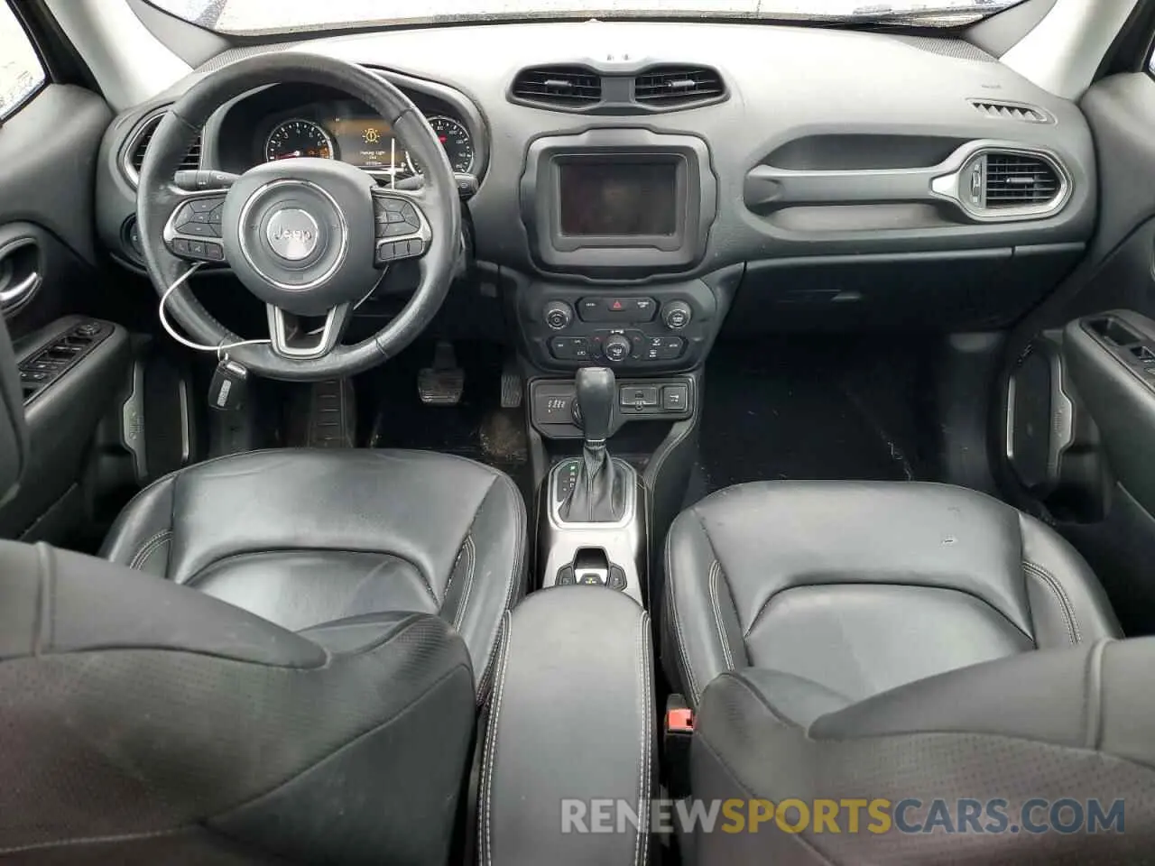 8 fotografías del automóvil dañado ZACNJBD18LPL82744 JEEP RENEGADE 2020