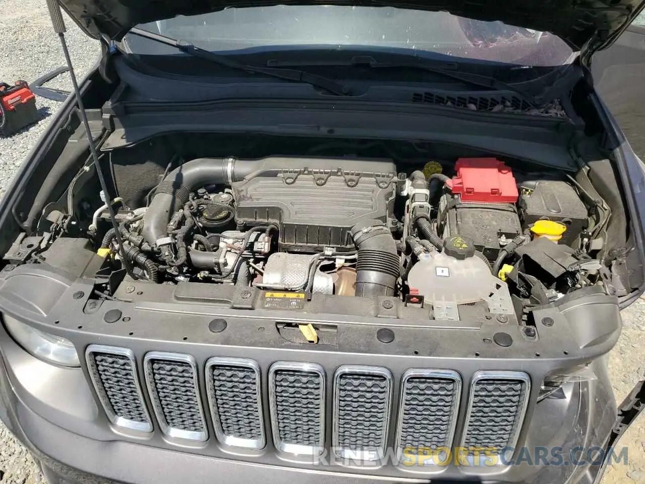 11 fotografías del automóvil dañado ZACNJBD18LPL89029 JEEP RENEGADE 2020