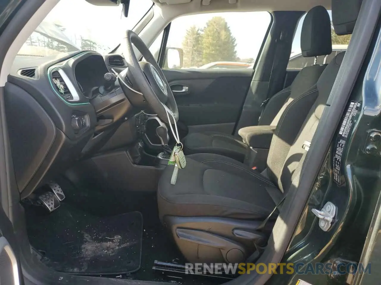 7 fotografías del automóvil dañado ZACNJCAB8MPM32790 JEEP RENEGADE 2021