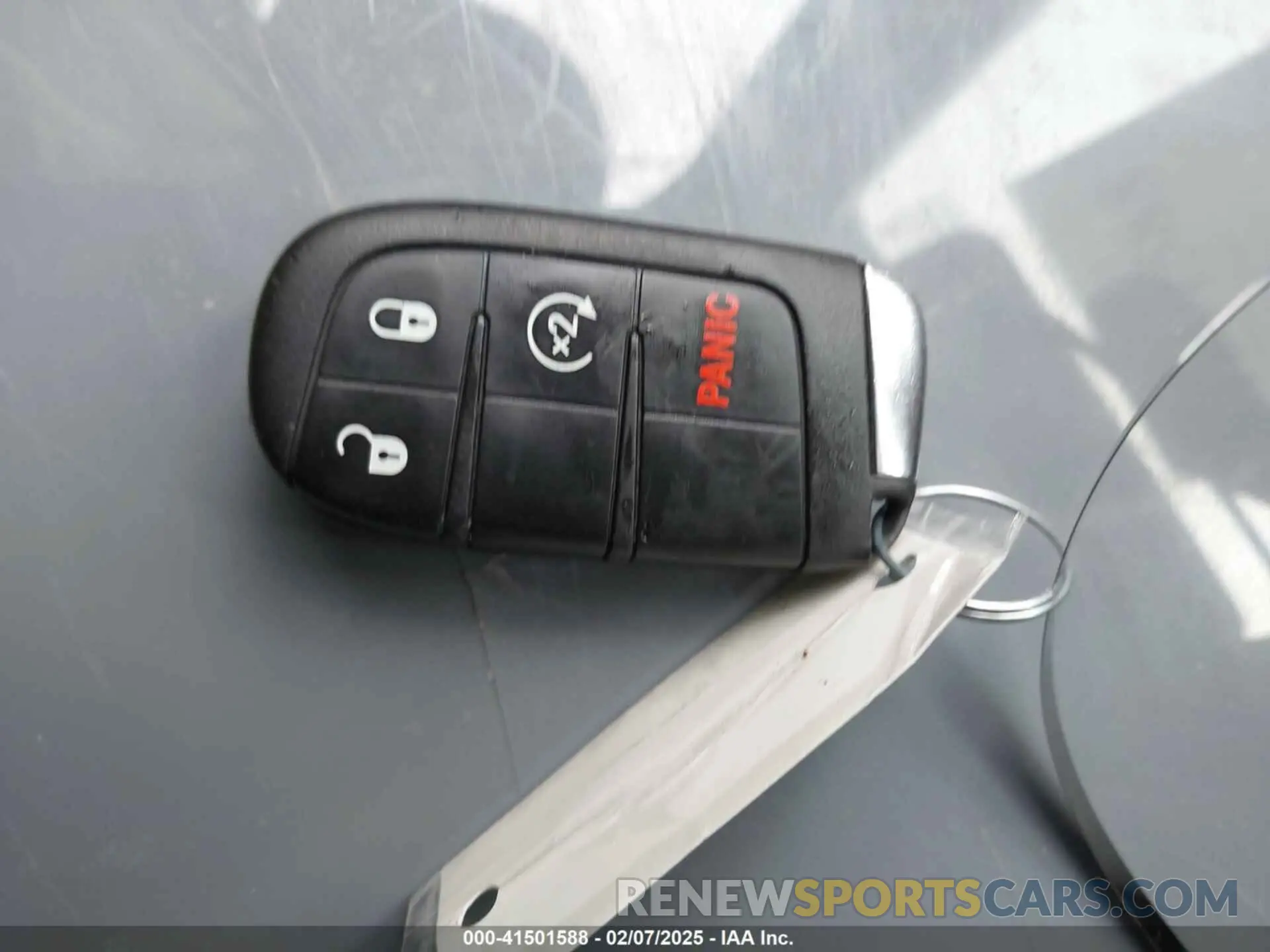 11 fotografías del automóvil dañado ZACNJCABXMPM43273 JEEP RENEGADE 2021