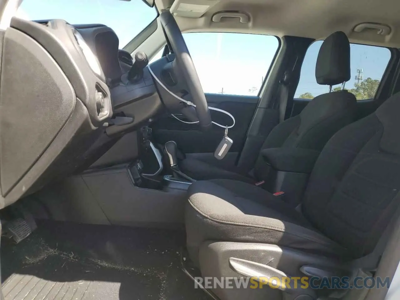 7 fotografías del automóvil dañado ZACNJCB1XMPM33235 JEEP RENEGADE 2021