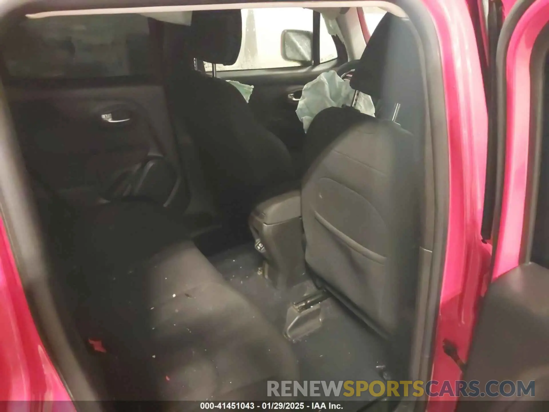8 fotografías del automóvil dañado ZACNJCBB0MPM36606 JEEP RENEGADE 2021