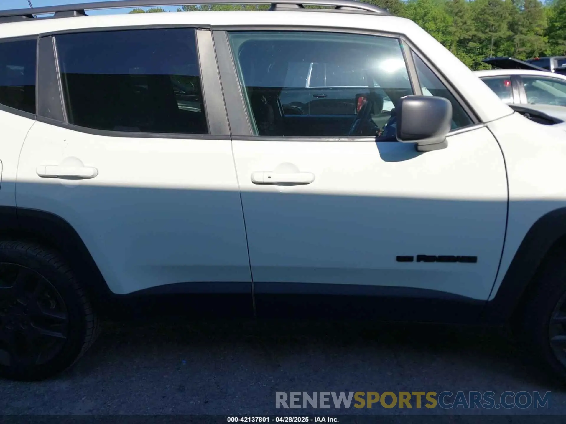 14 fotografías del automóvil dañado ZACNJCBB0MPM69573 JEEP RENEGADE 2021